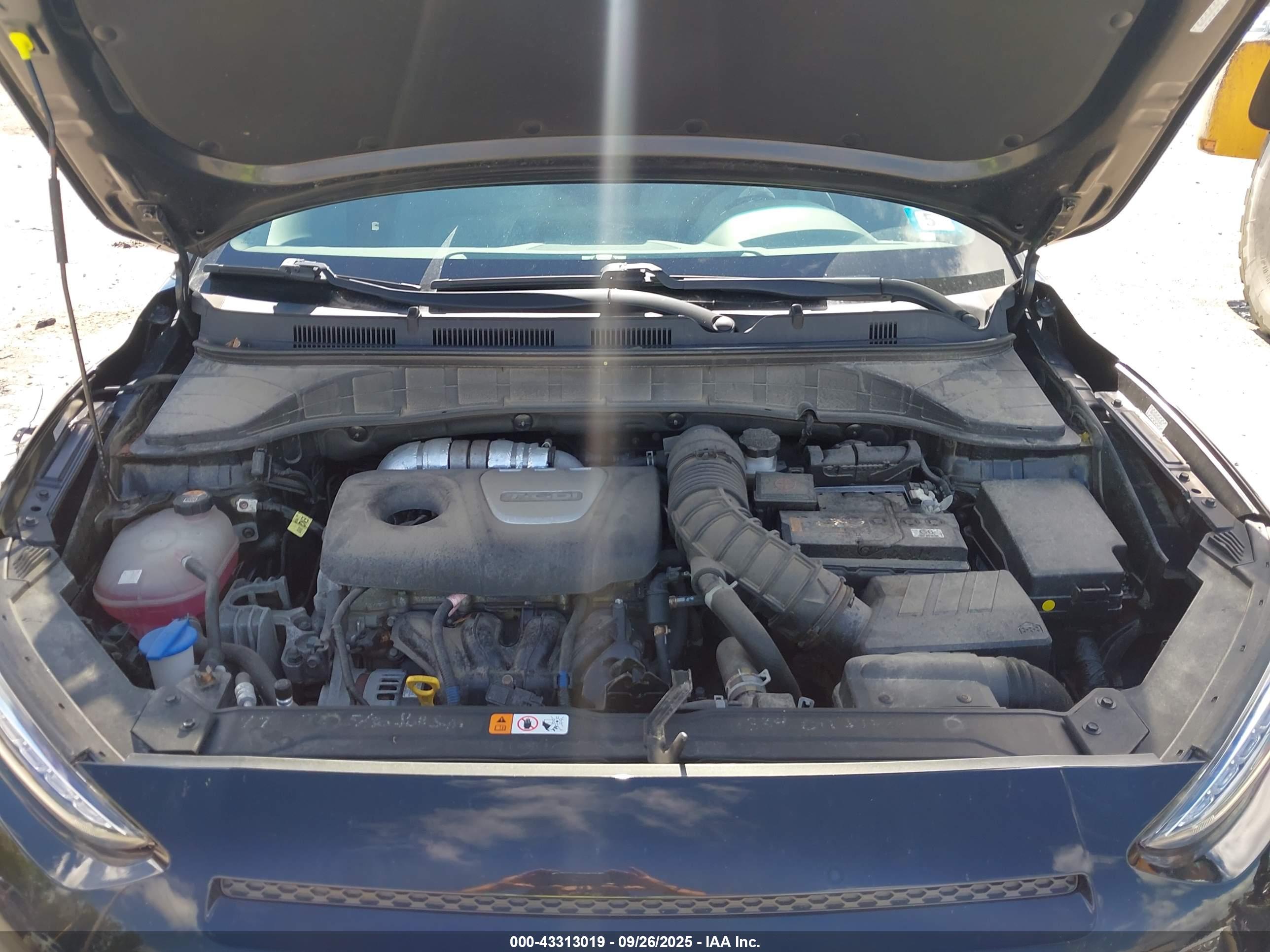 HYUNDAI KONA image 10