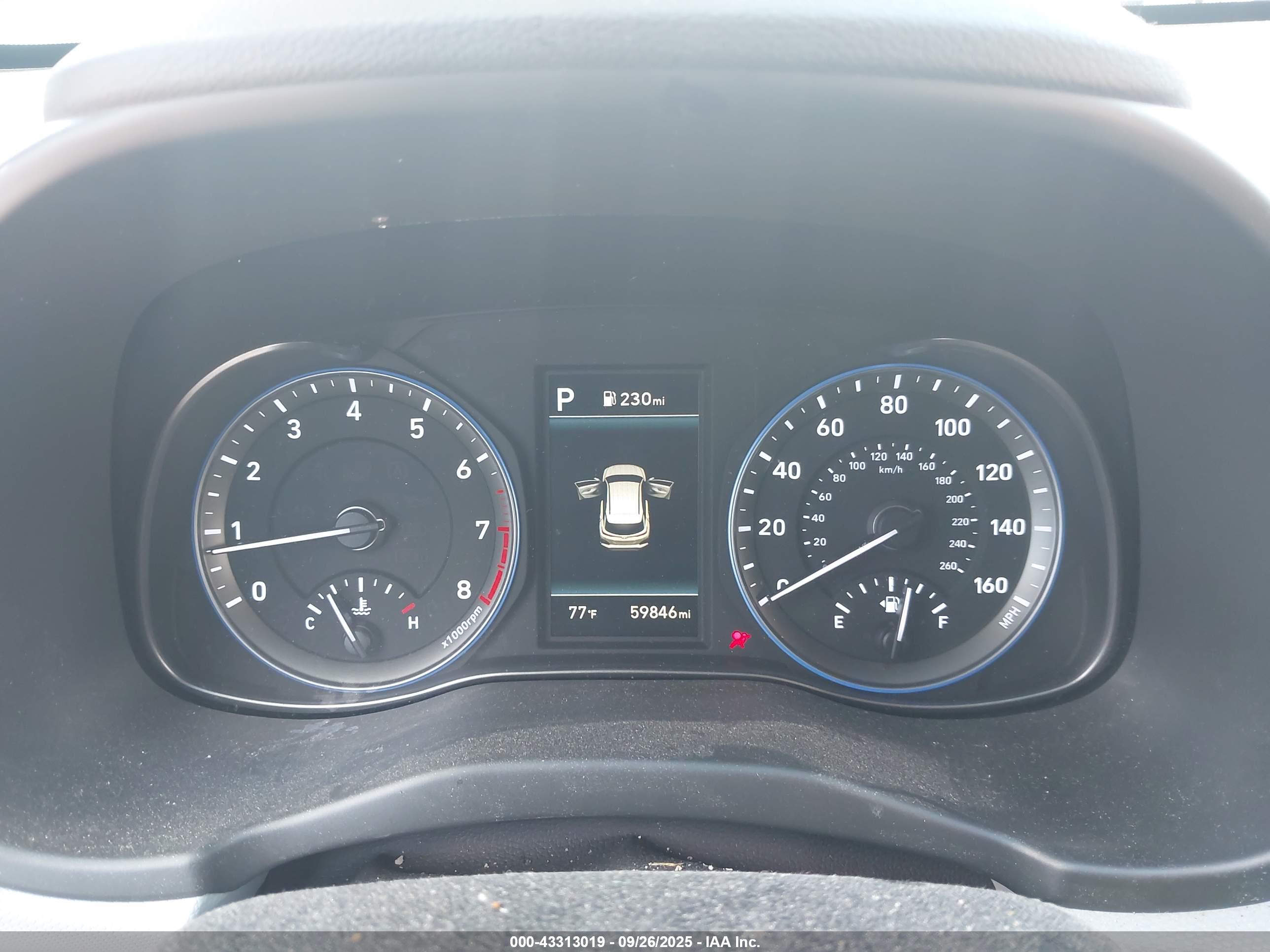 HYUNDAI KONA image 7