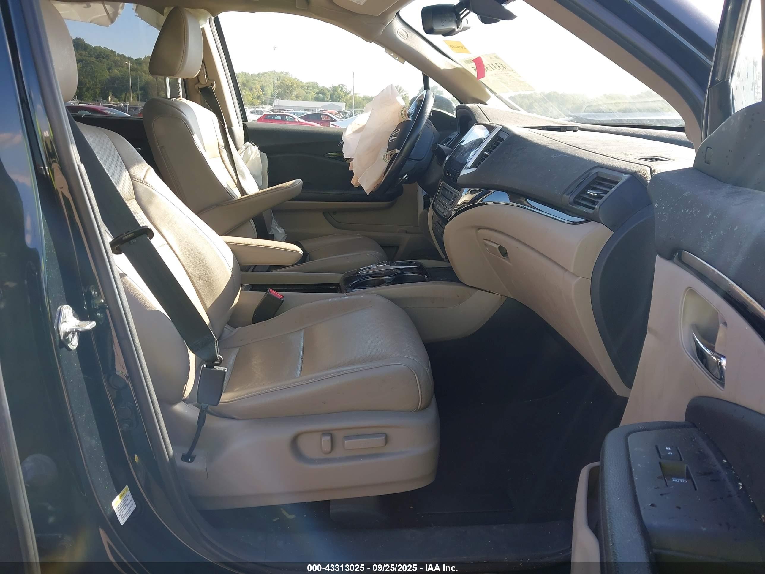 HONDA PILOT image 5