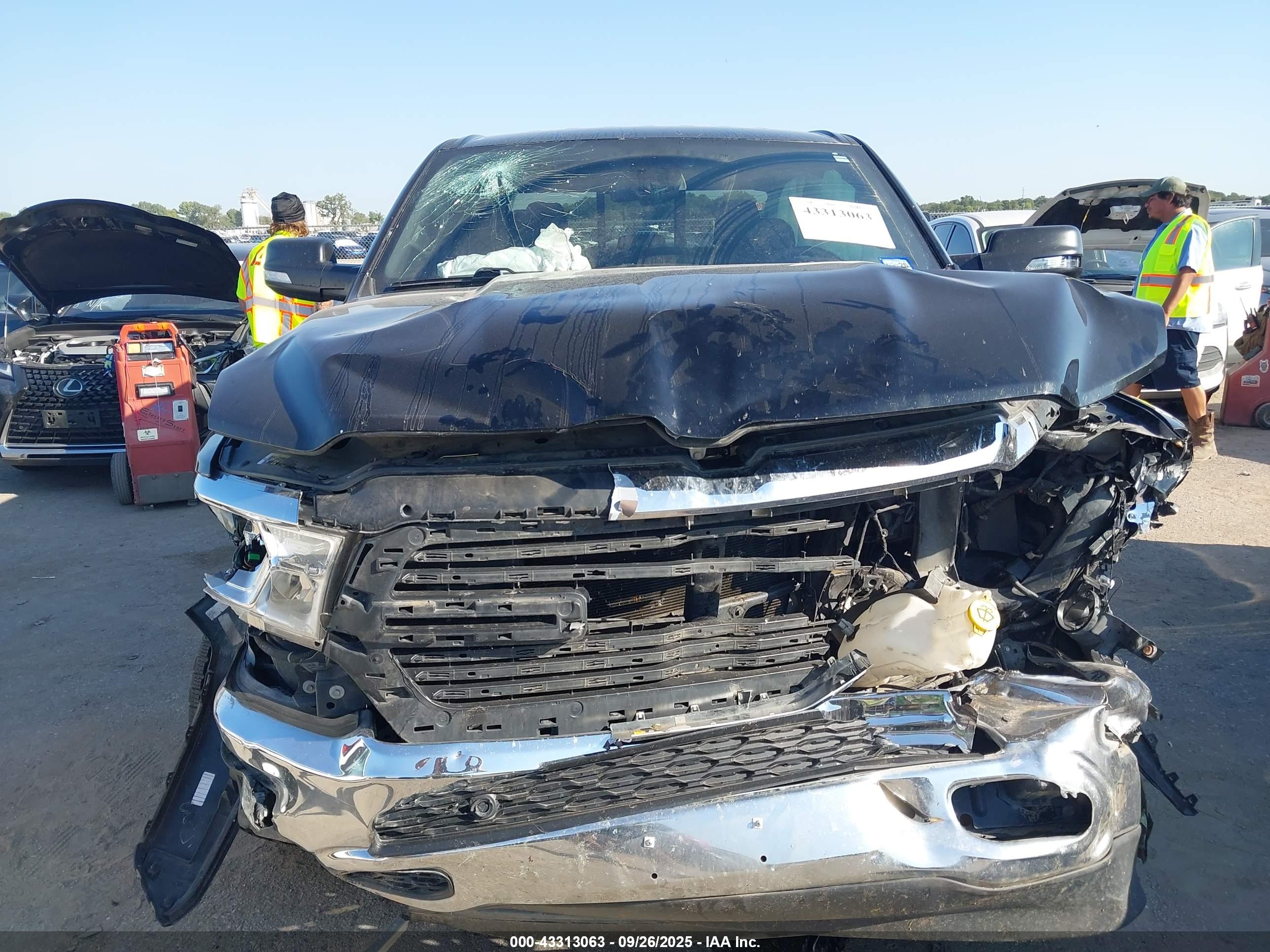 RAM 1500 image 6