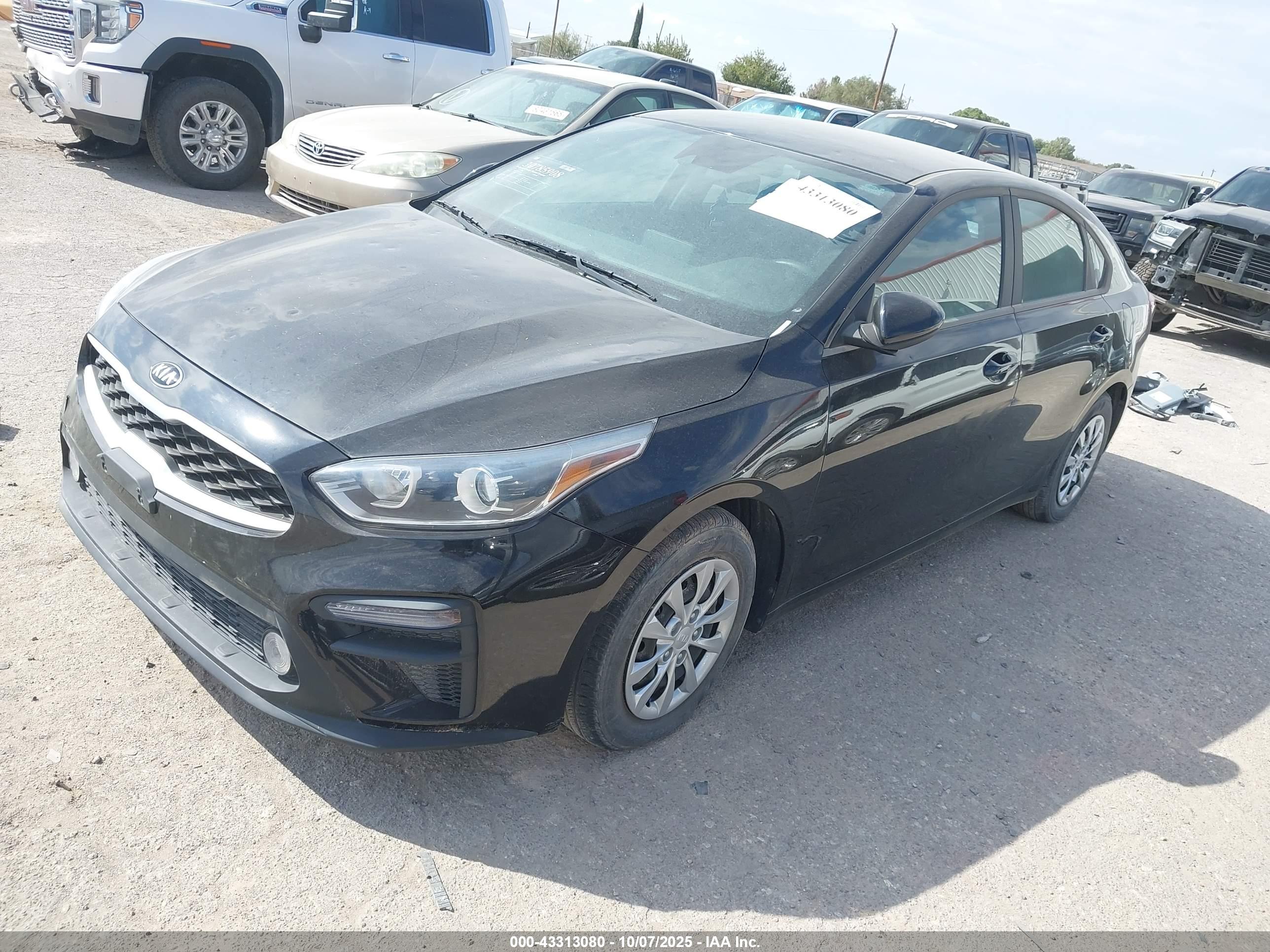 KIA FORTE image 2