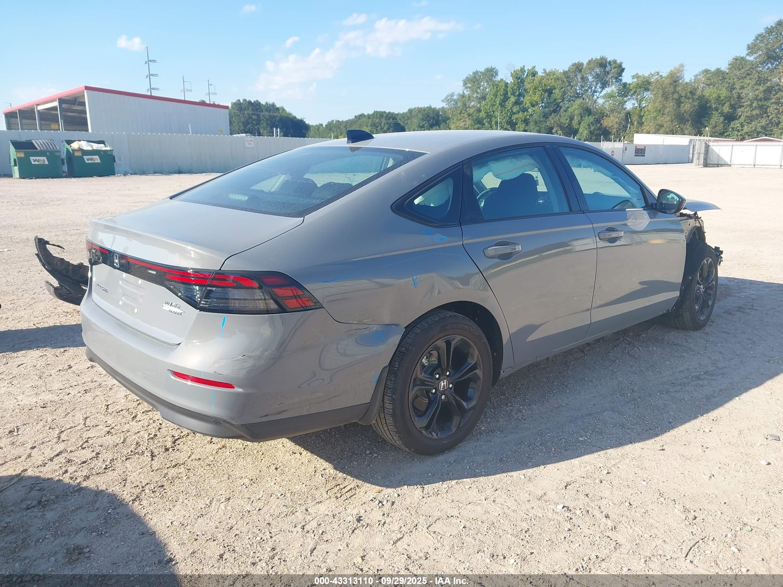 HONDA ACCORD image 4
