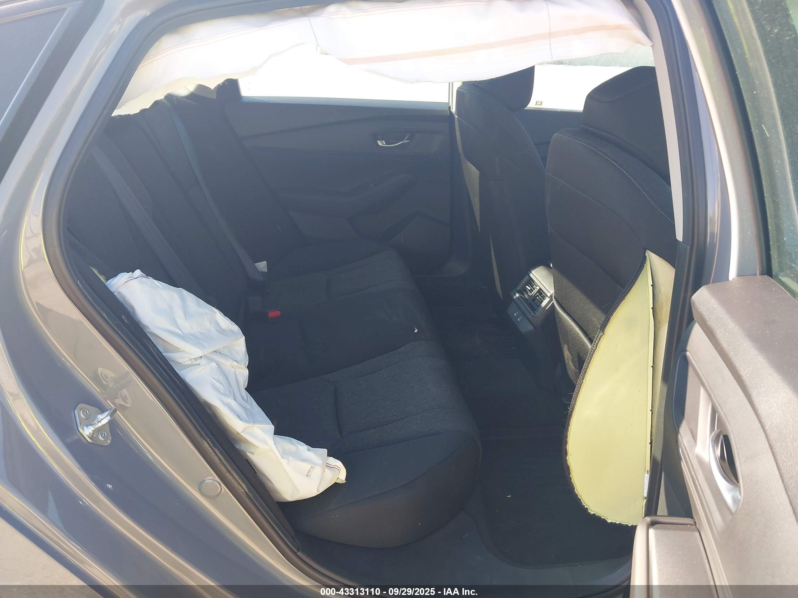 HONDA ACCORD image 8