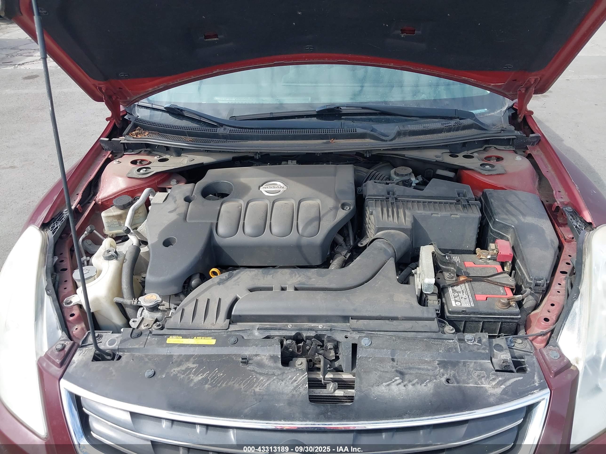 NISSAN ALTIMA image 10