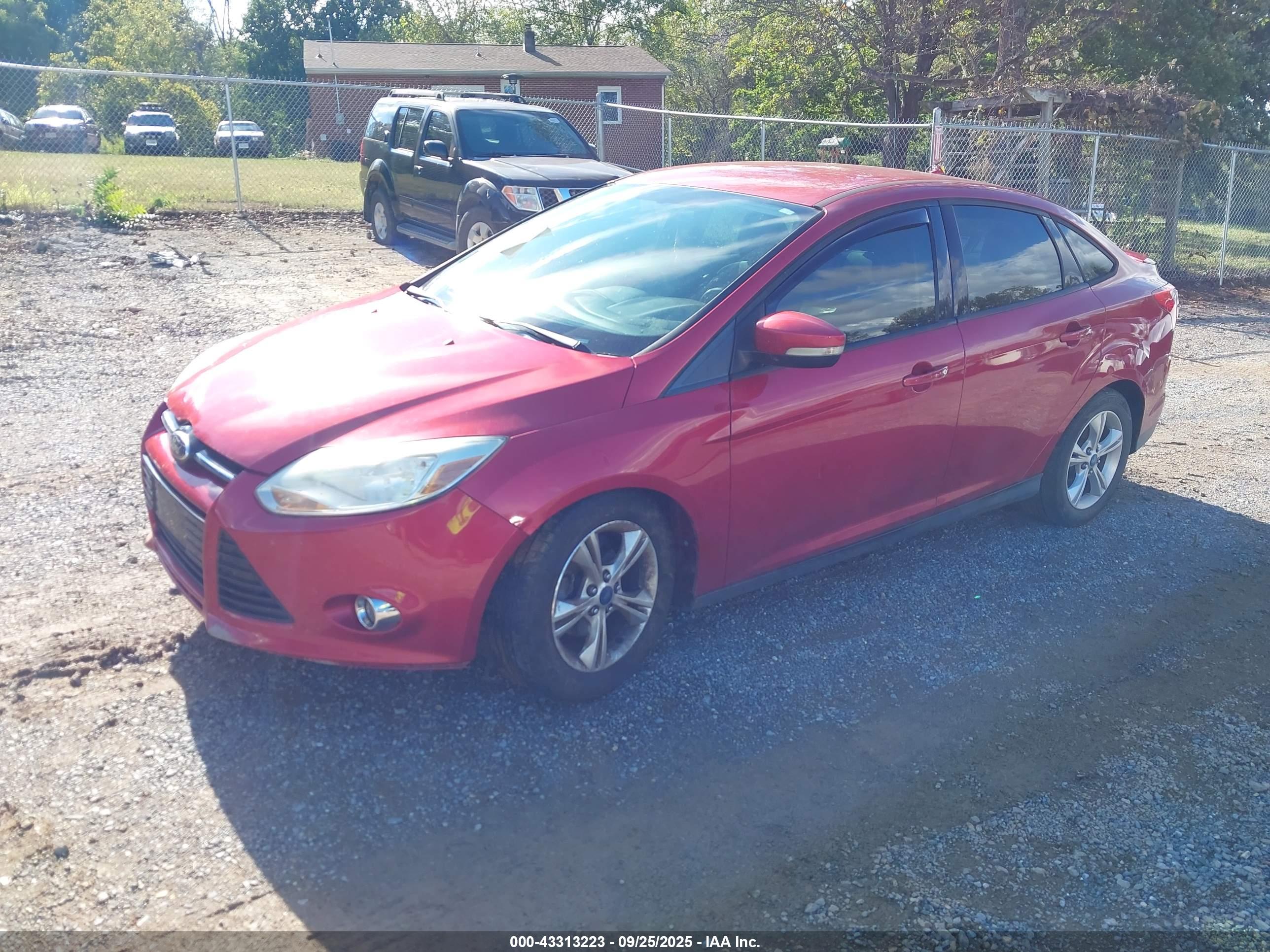FORD FOCUS image 2