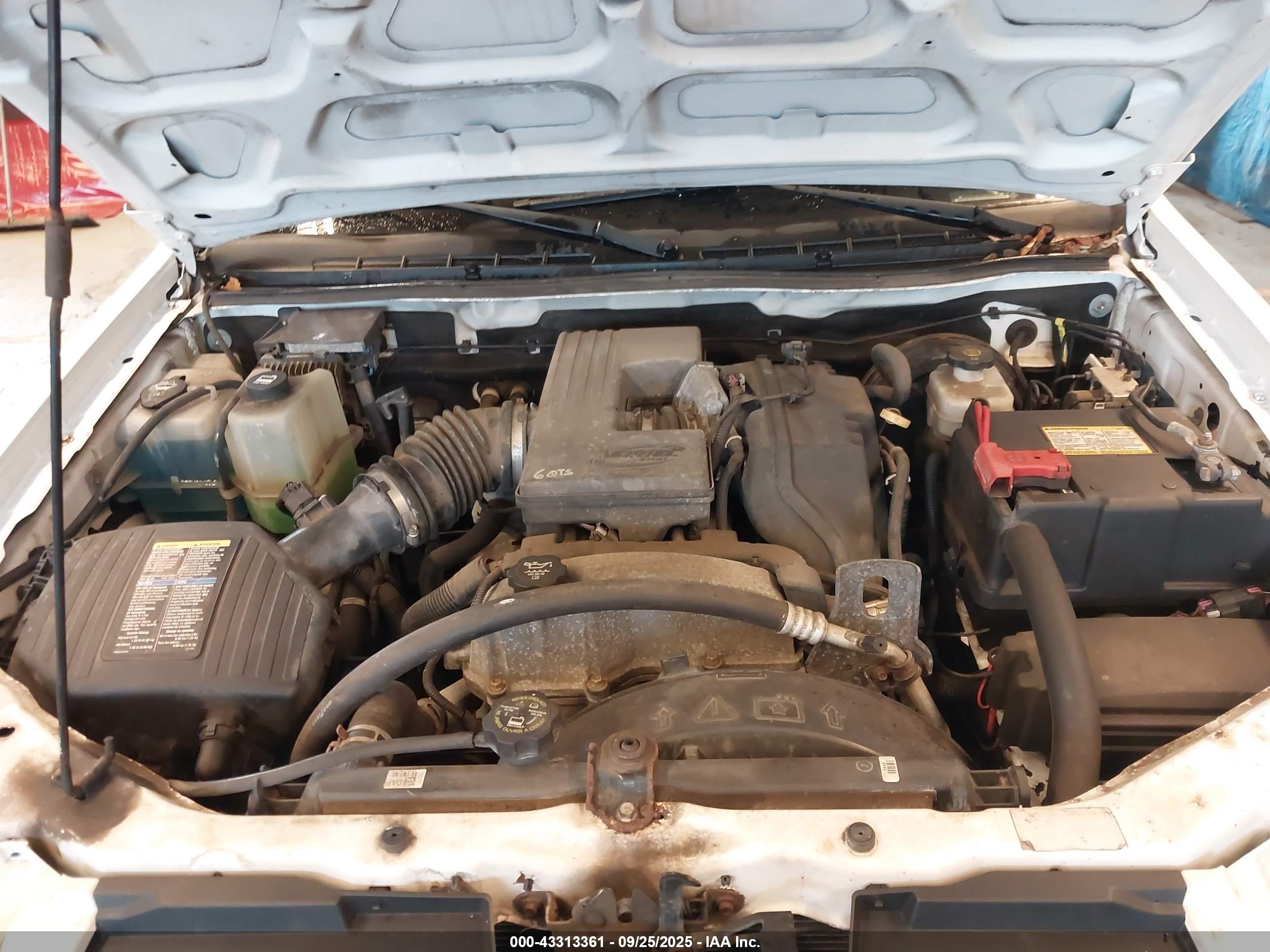 CHEVROLET COLORADO image 10