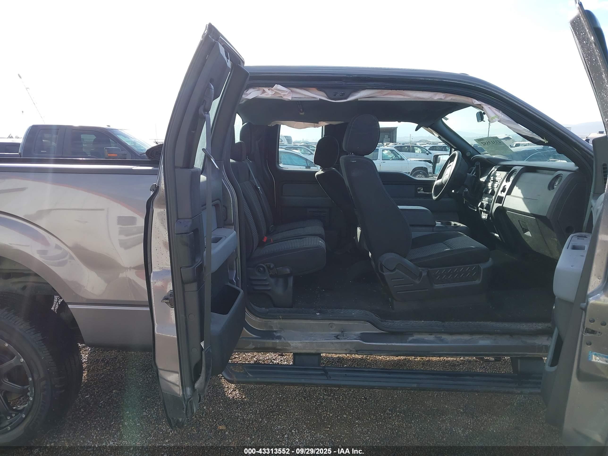FORD F-150 image 8
