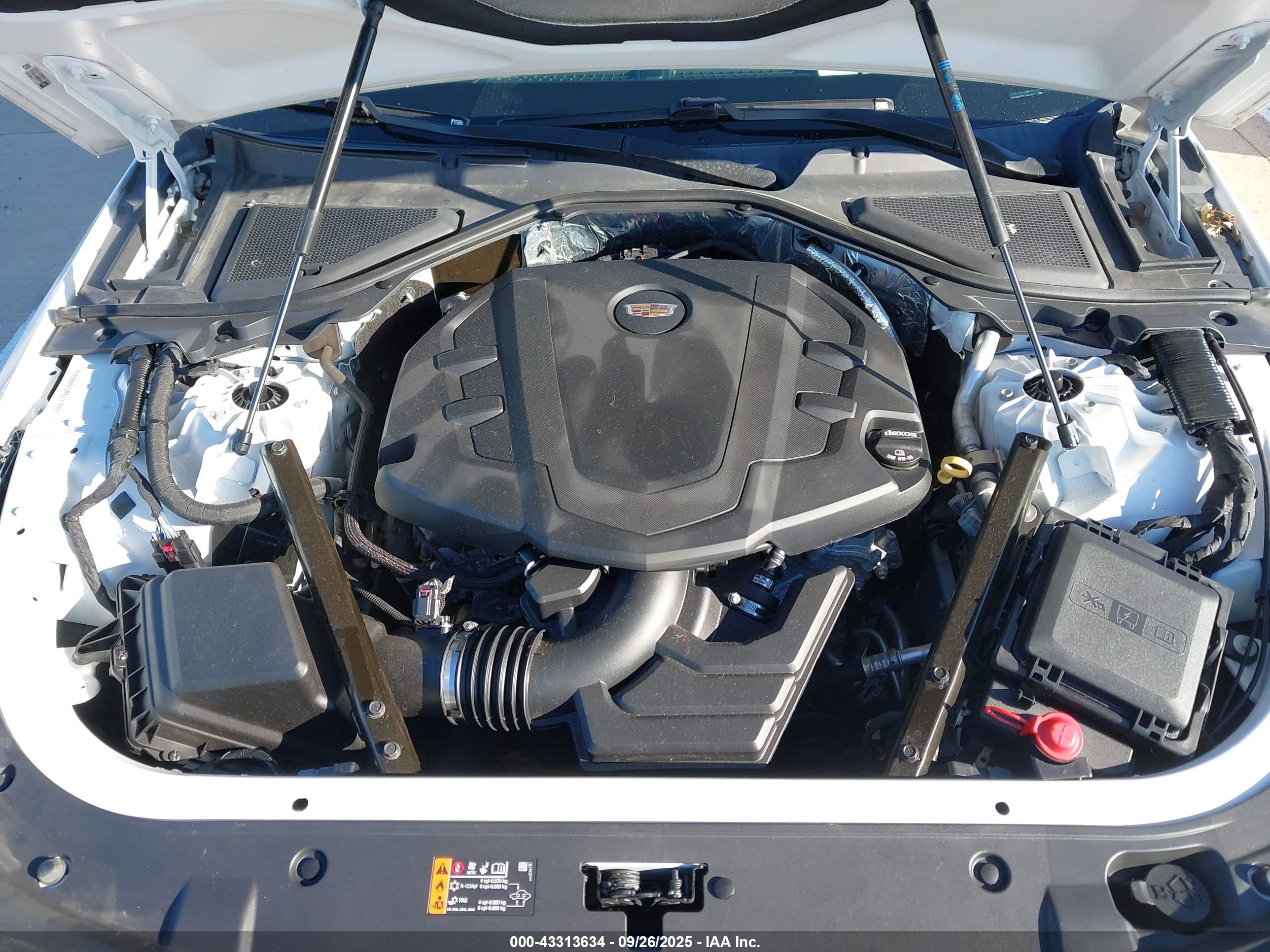 CADILLAC CT6 image 10