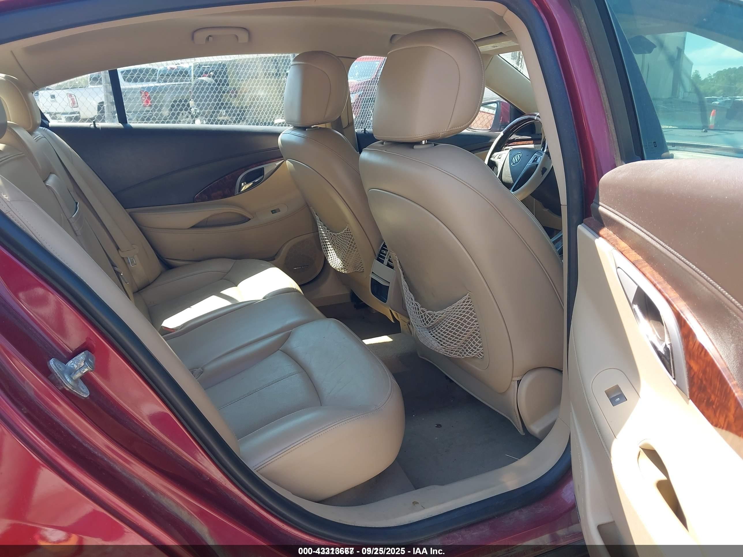 BUICK LACROSSE image 8