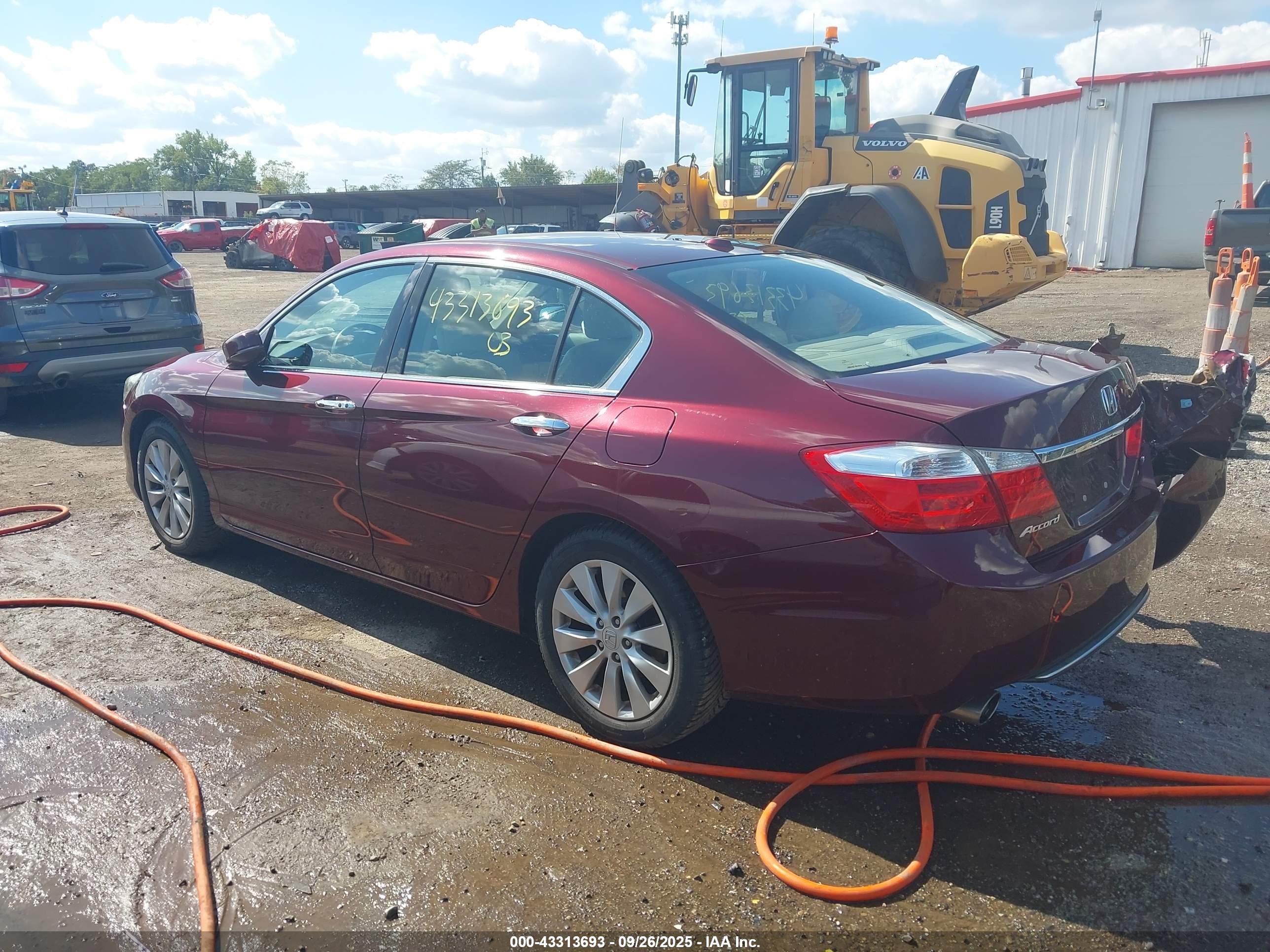 HONDA ACCORD image 3