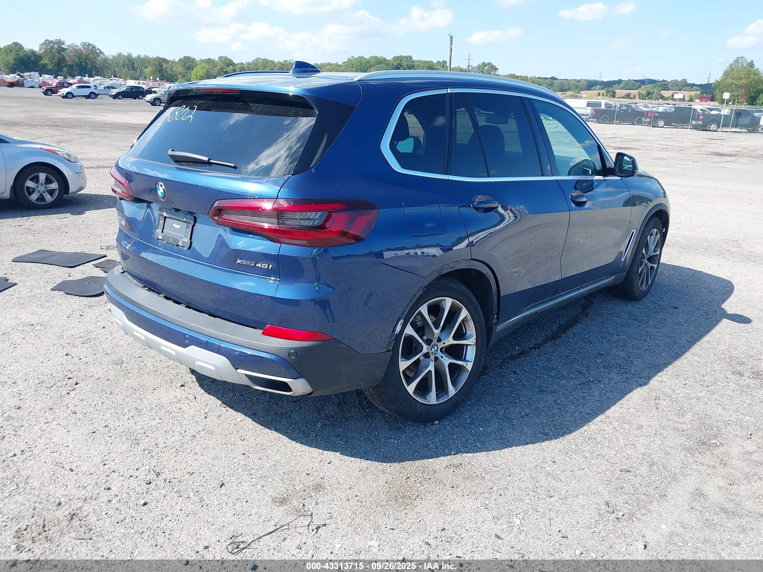 BMW X5 image 4
