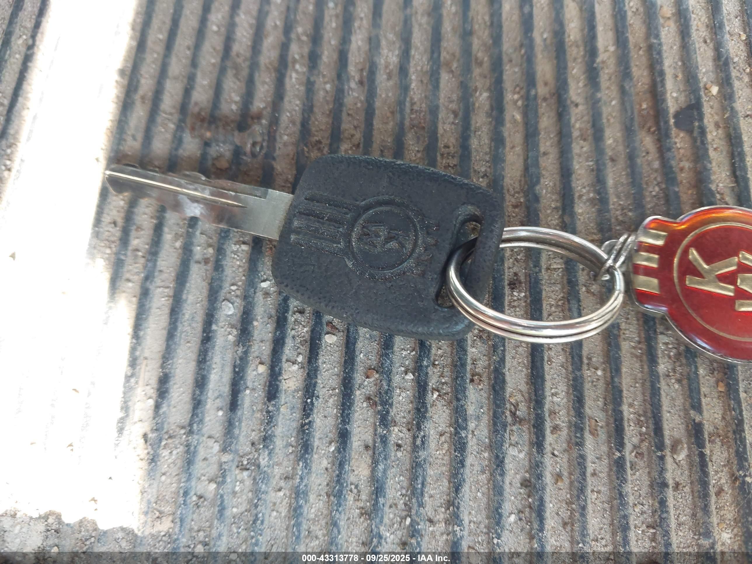 KENWORTH CONSTRUCTION image 11