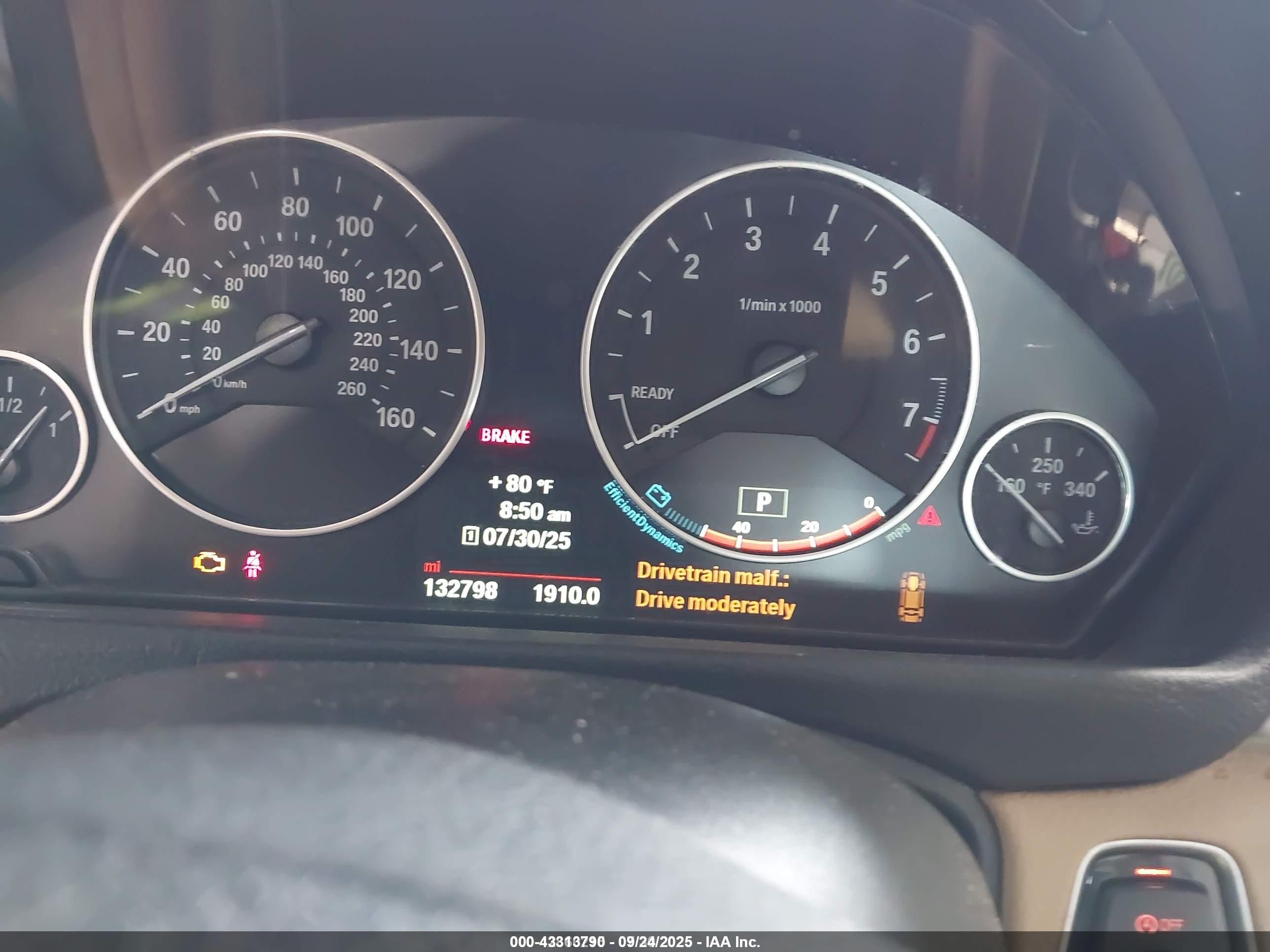 BMW 320I image 7