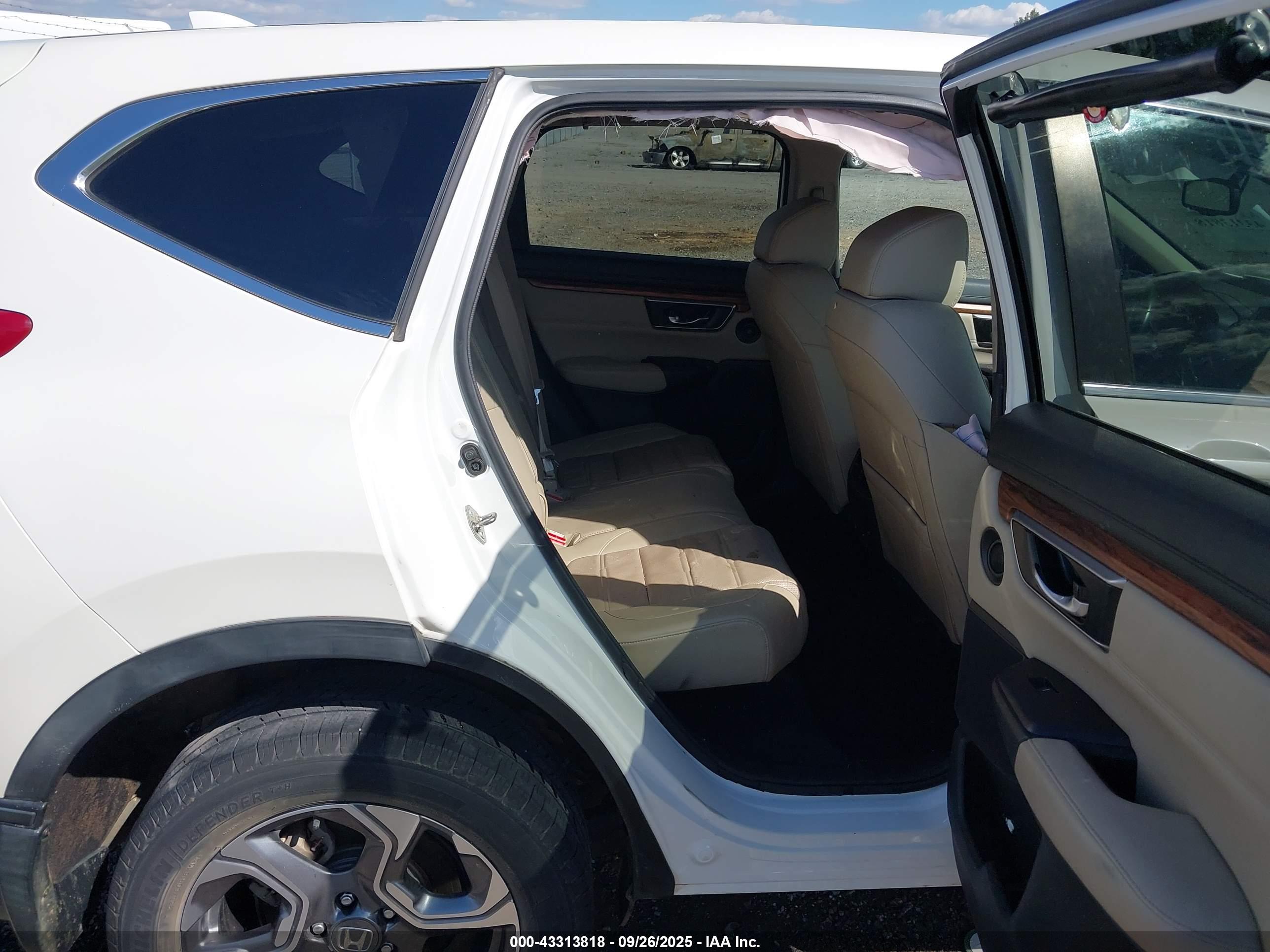 HONDA CR-V image 8