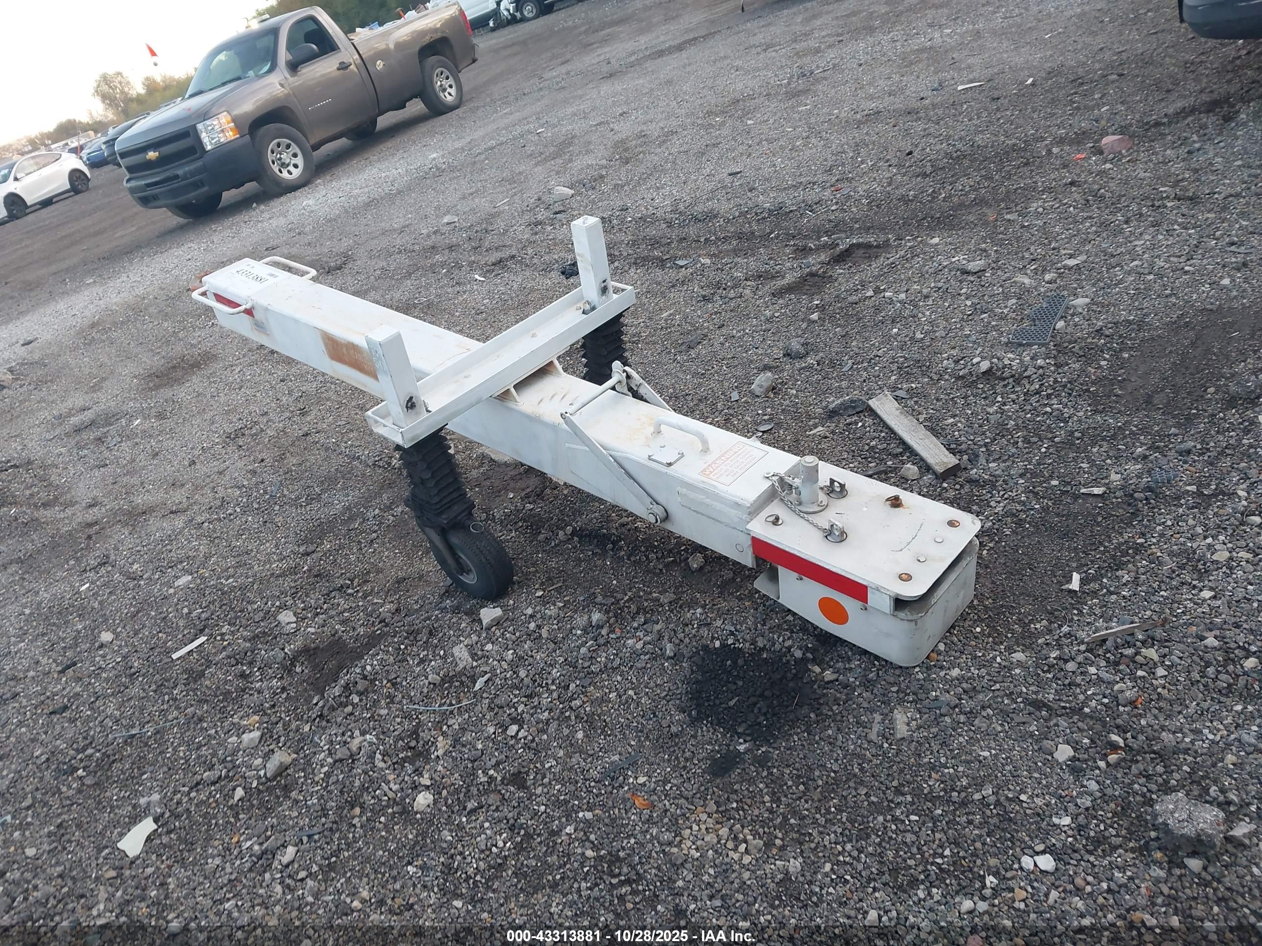 EQUIPMENT STEEL image 3