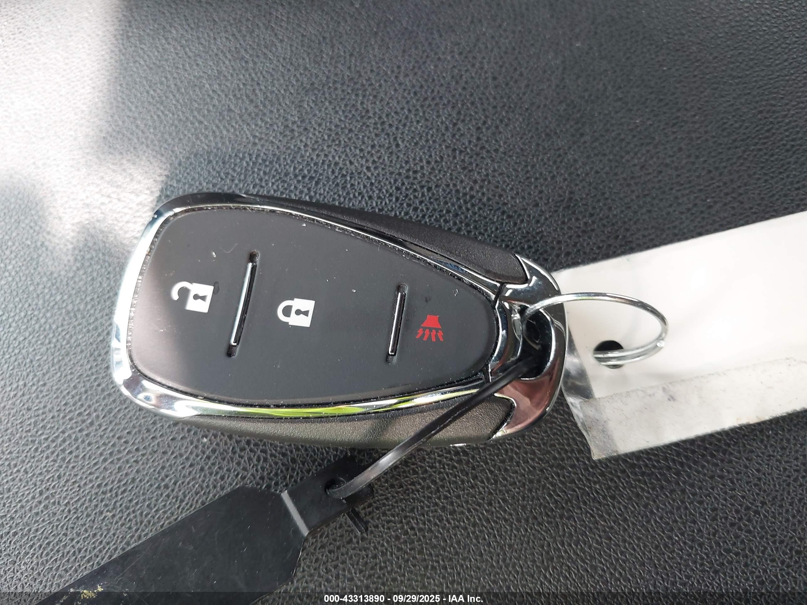 CHEVROLET EQUINOX image 11