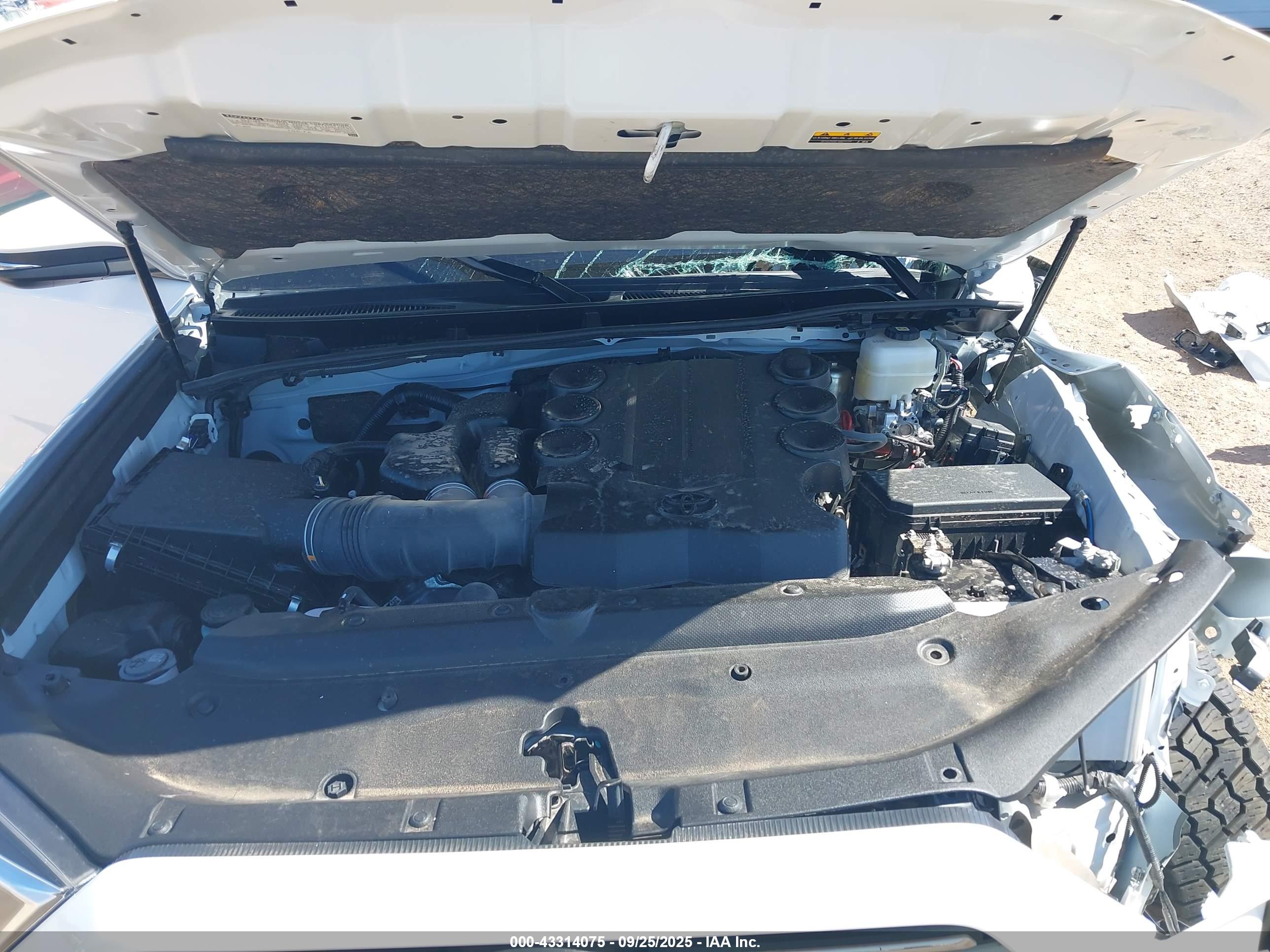 TOYOTA 4RUNNER image 10