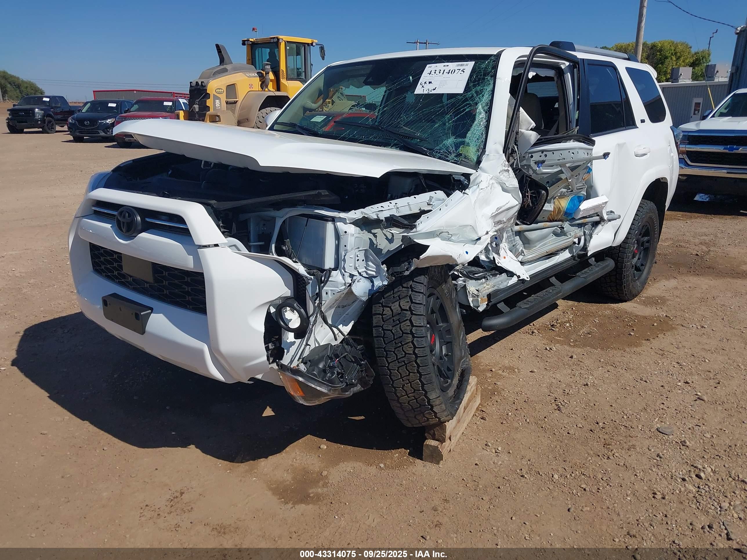 TOYOTA 4RUNNER image 2