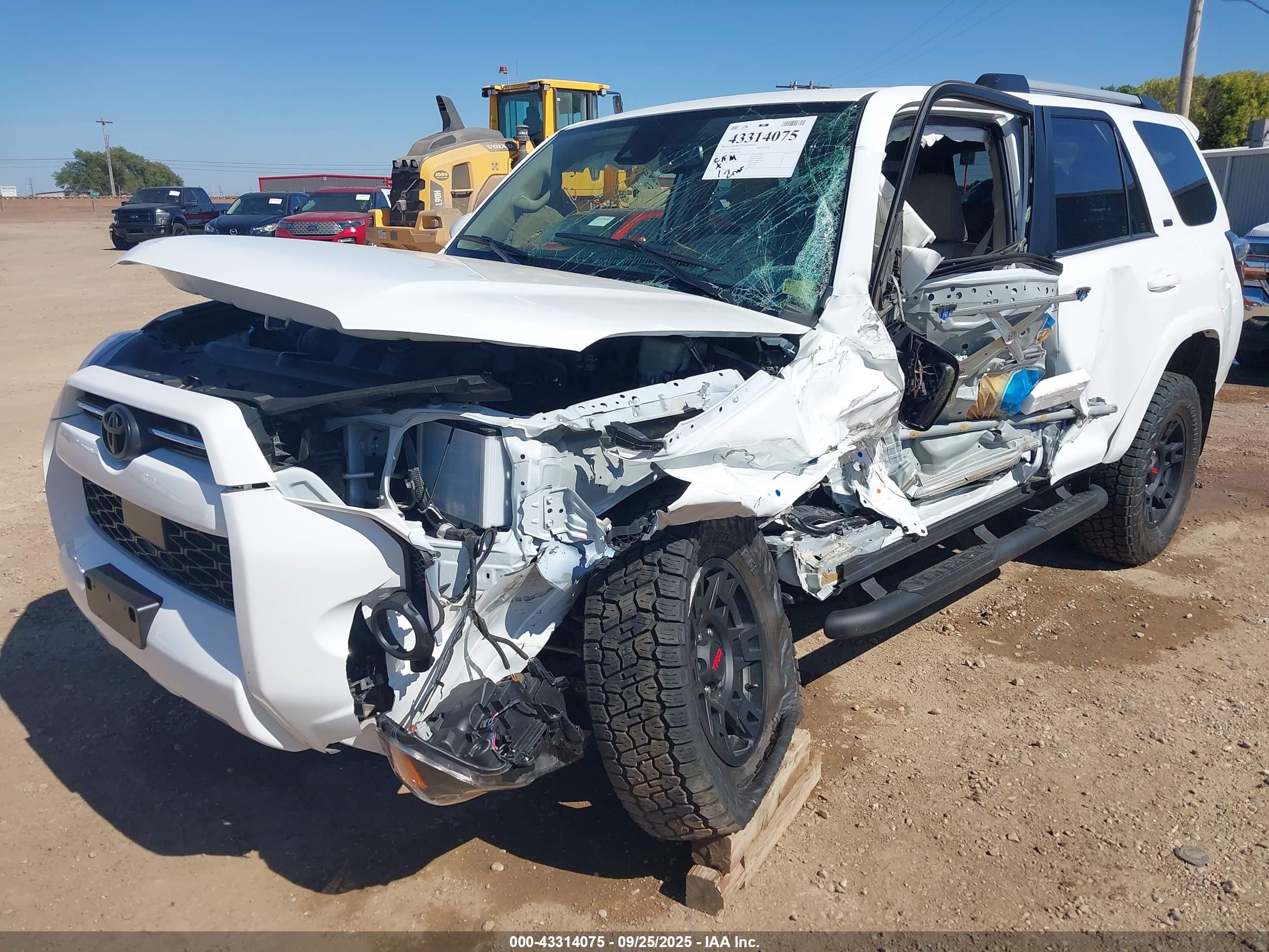 TOYOTA 4RUNNER image 6