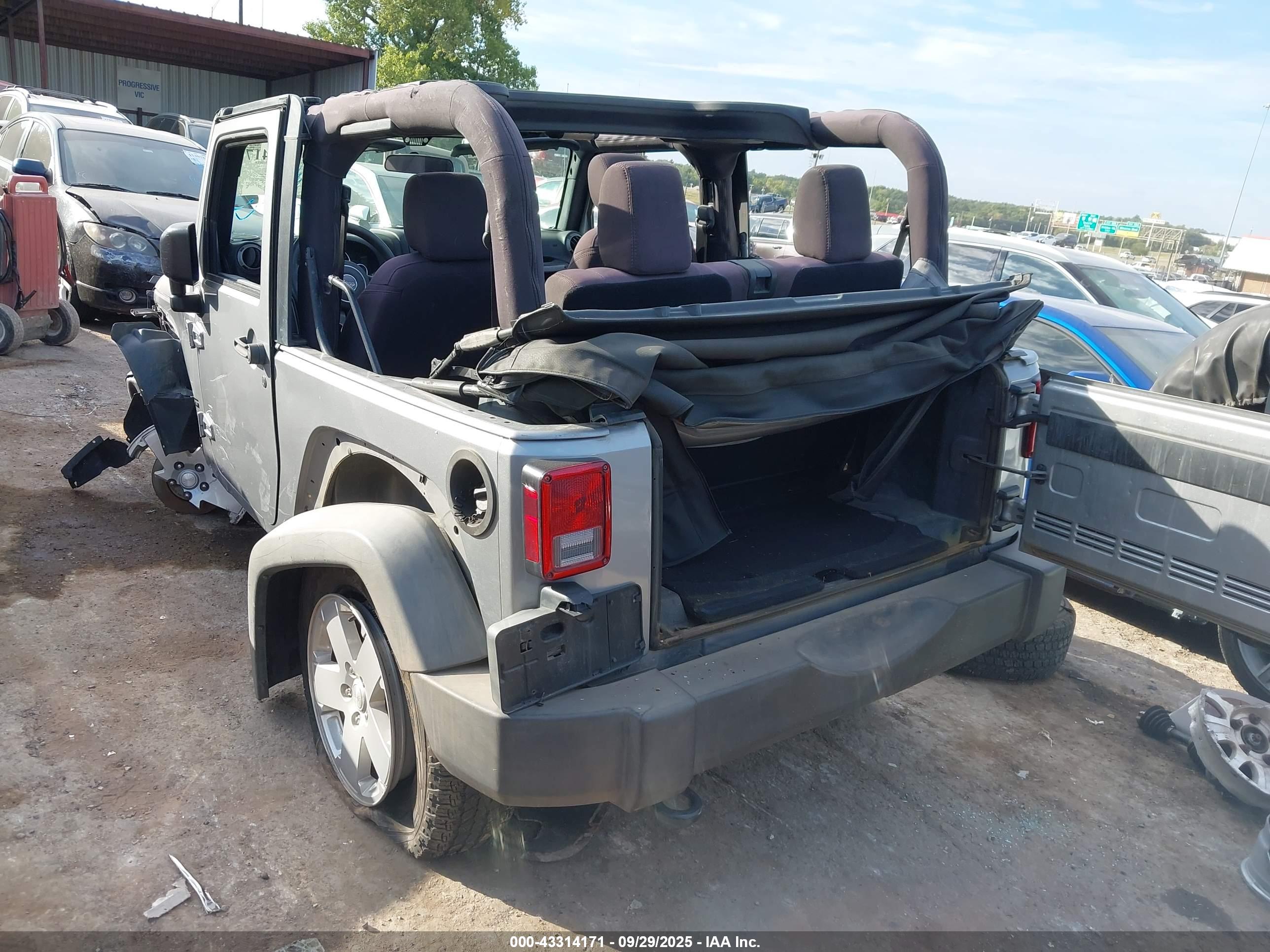 JEEP WRANGLER image 3