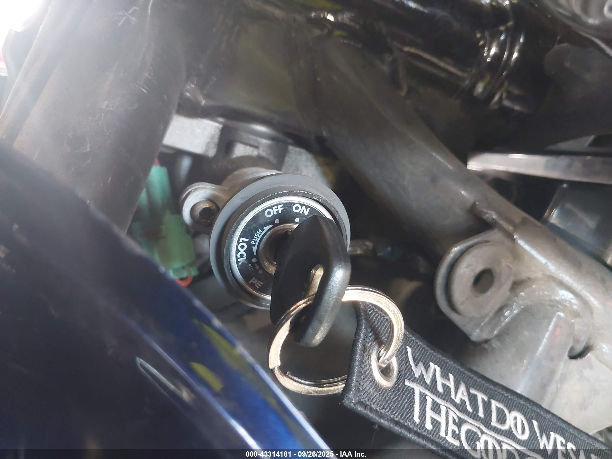 SUZUKI C50 image 11