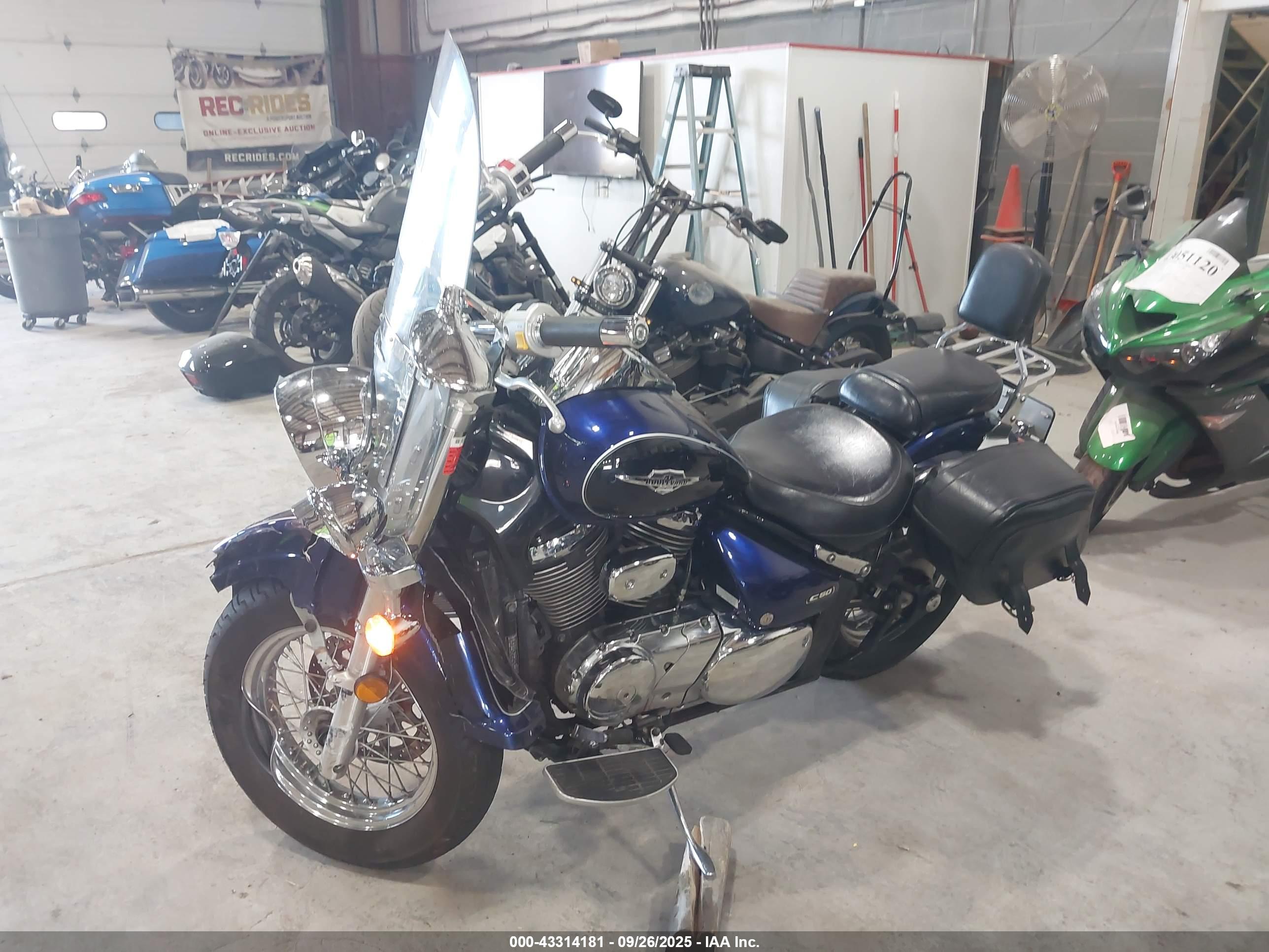 SUZUKI C50 image 2