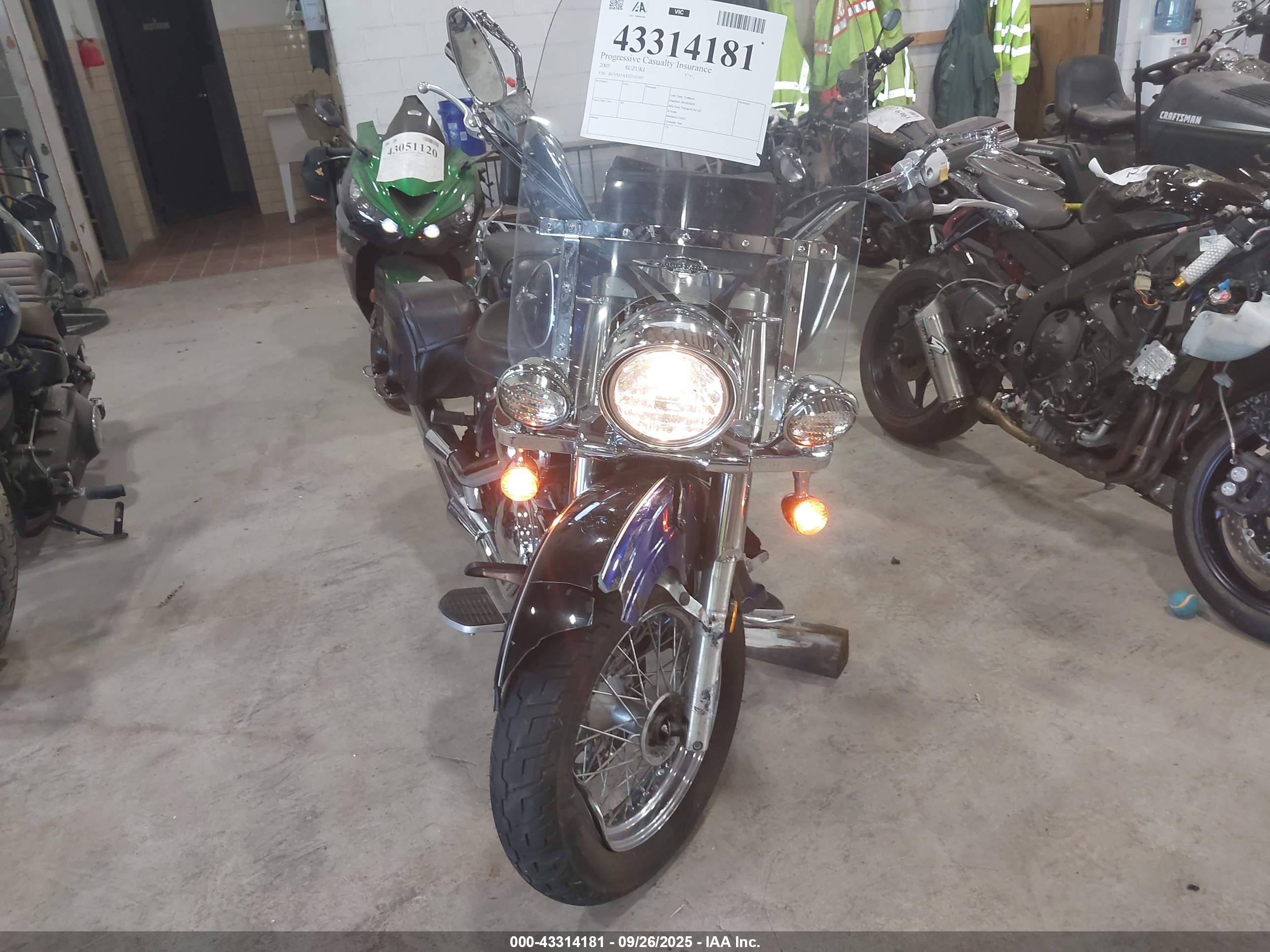 SUZUKI C50 image 5