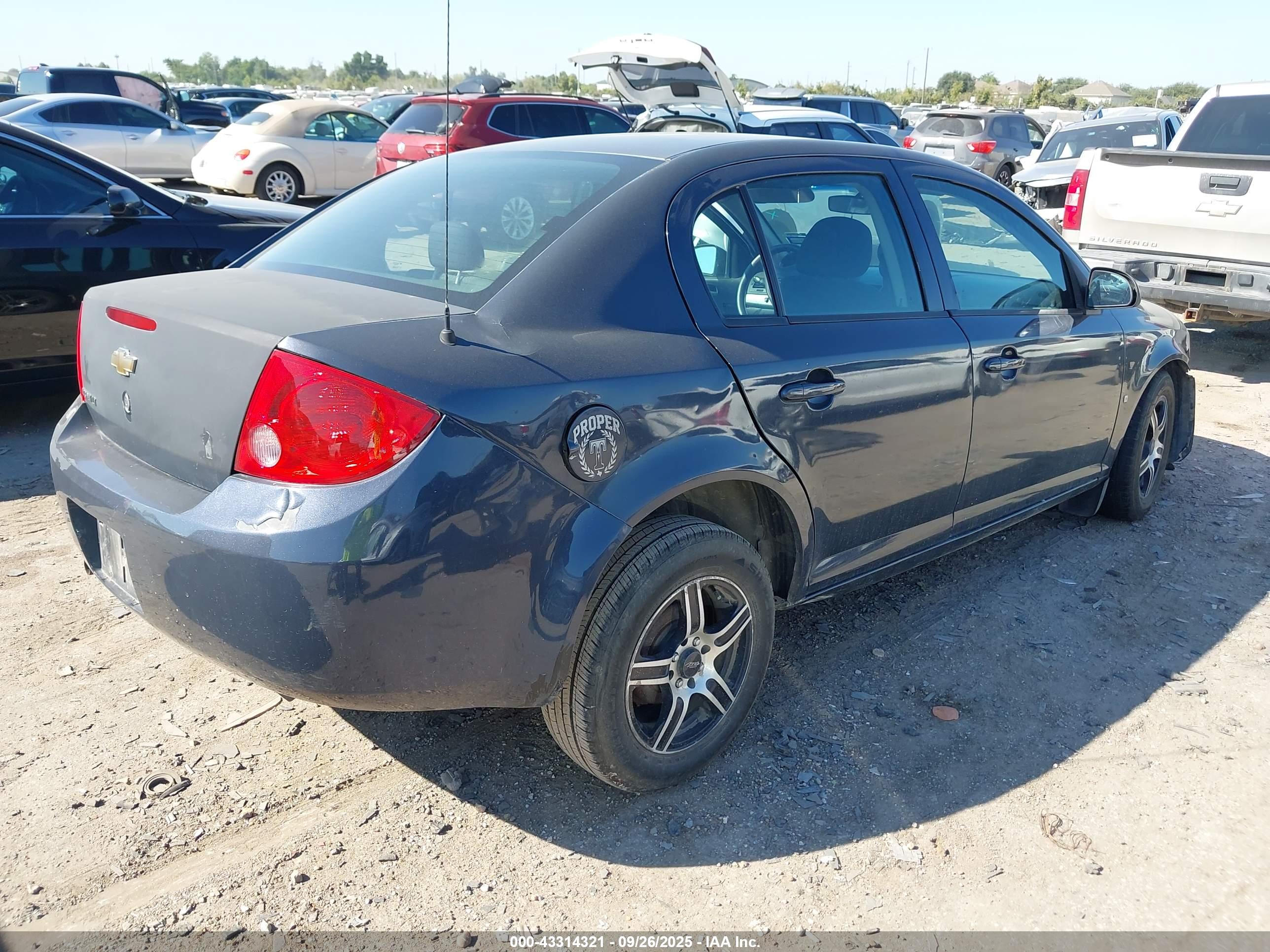CHEVROLET COBALT image 4