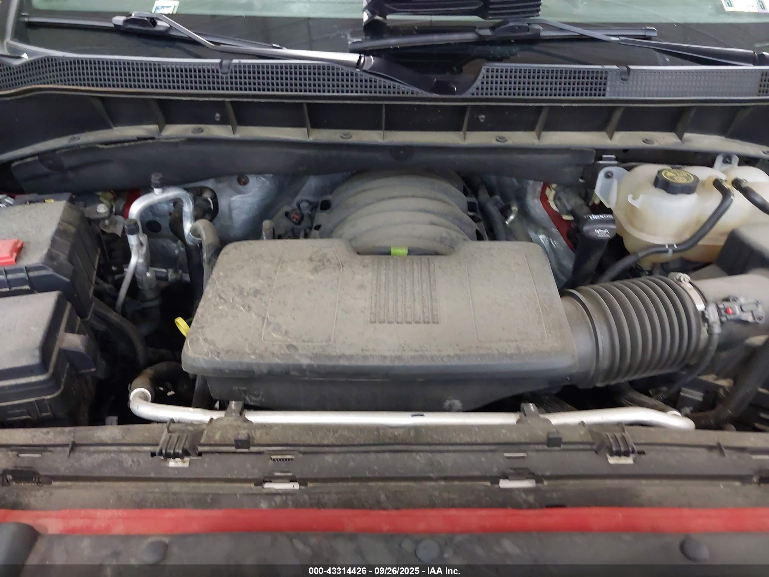 CHEVROLET SILVERADO image 10
