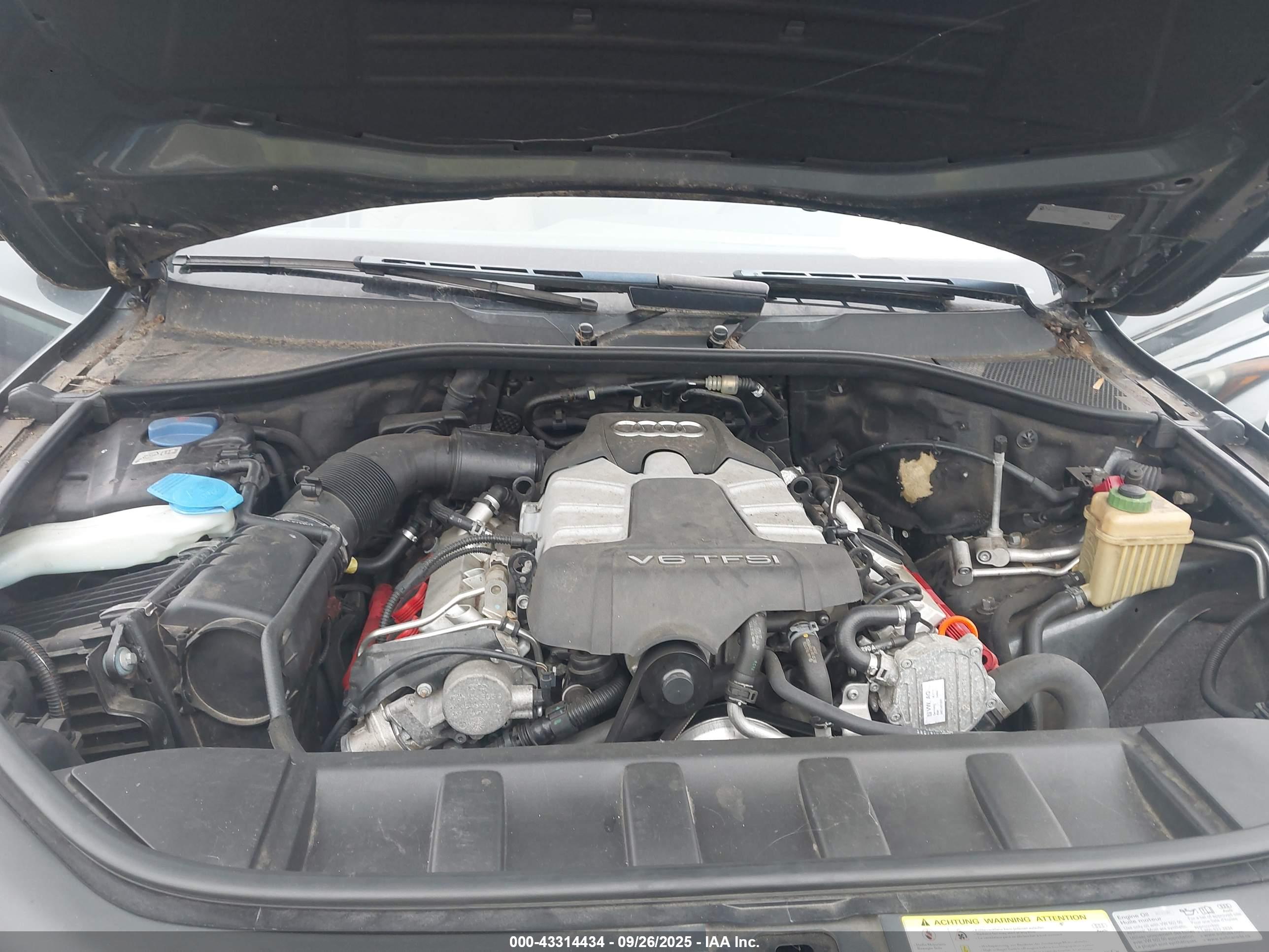 AUDI Q7 image 10