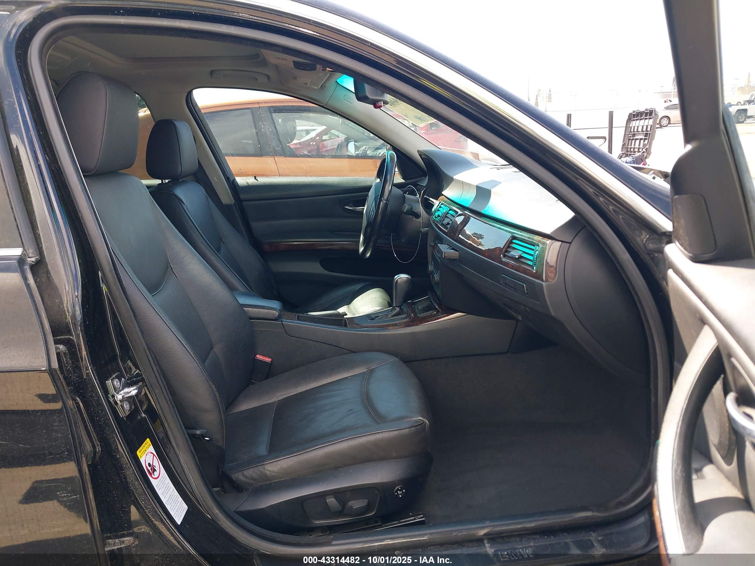 BMW 330I image 5