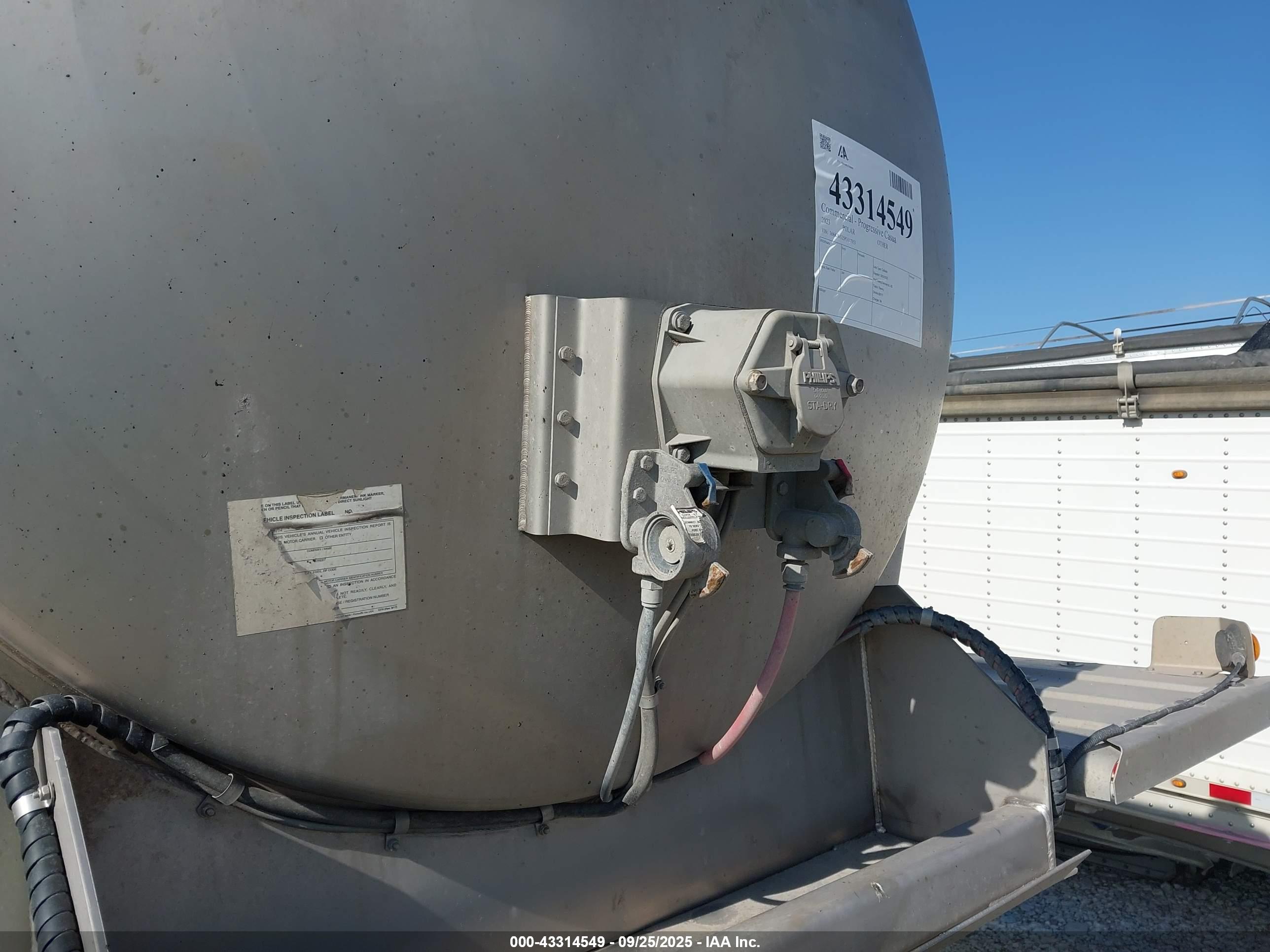 POLAR TANK image 7