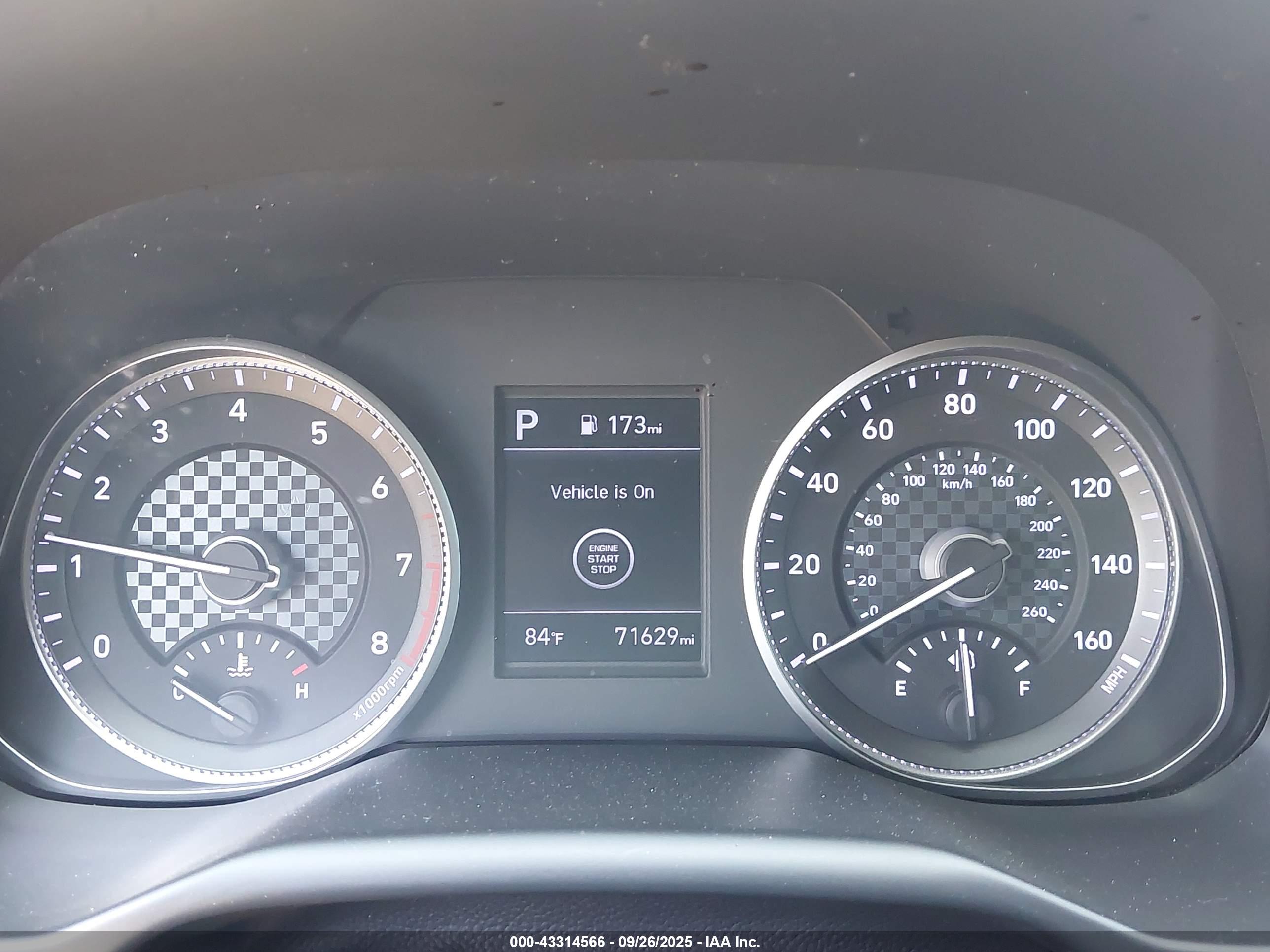 HYUNDAI ELANTRA image 7