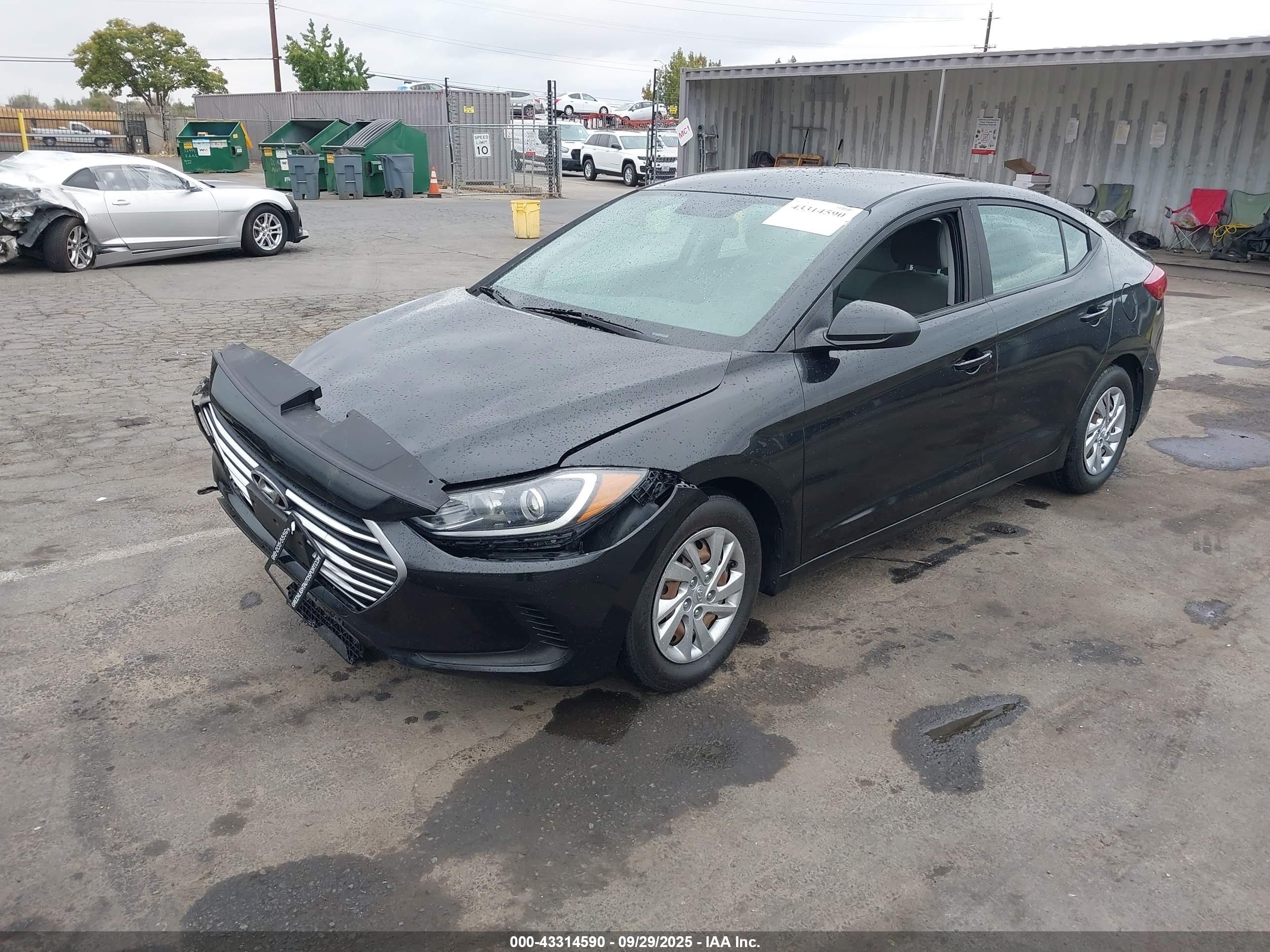 HYUNDAI ELANTRA image 2