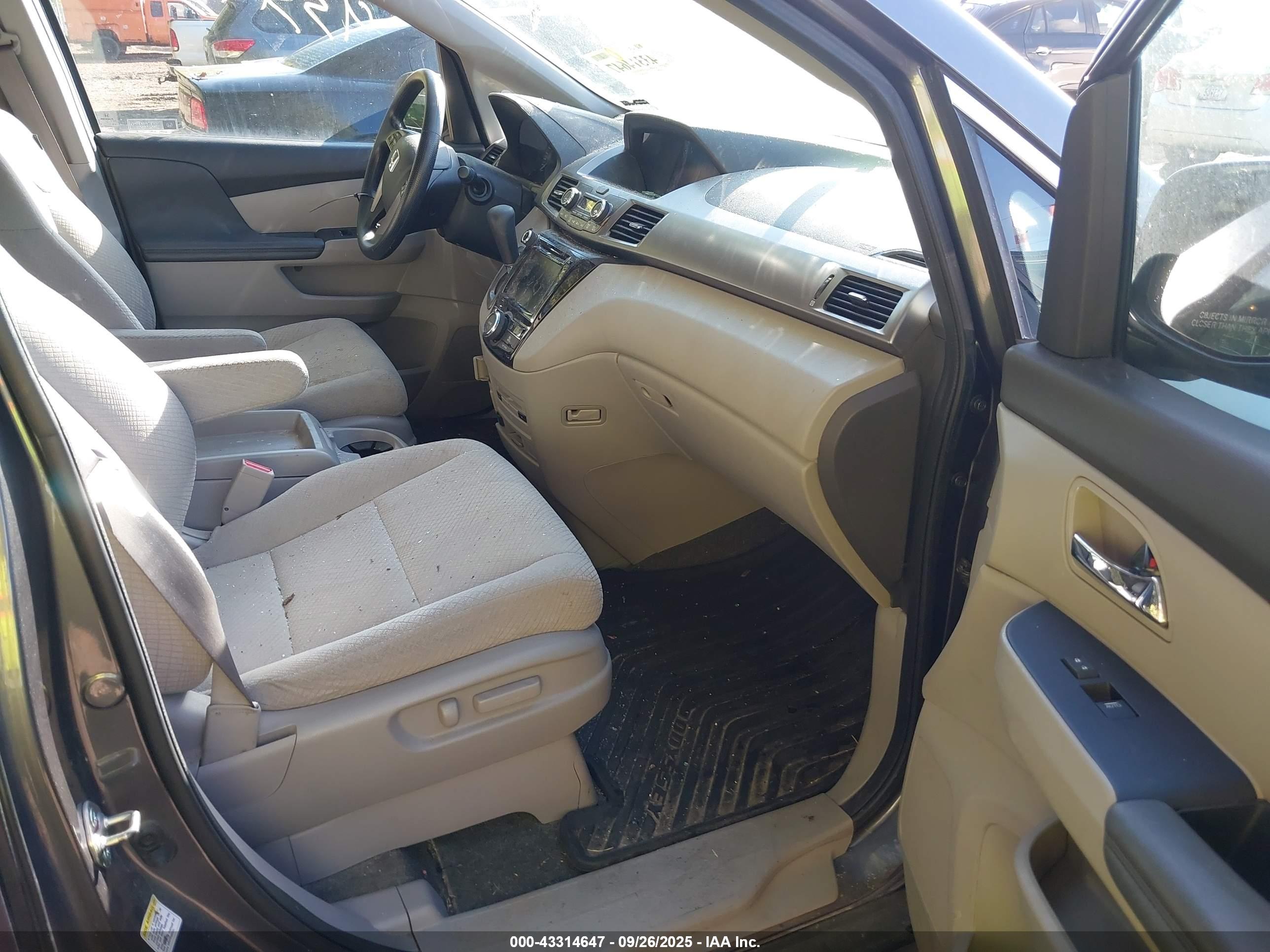 HONDA ODYSSEY image 5