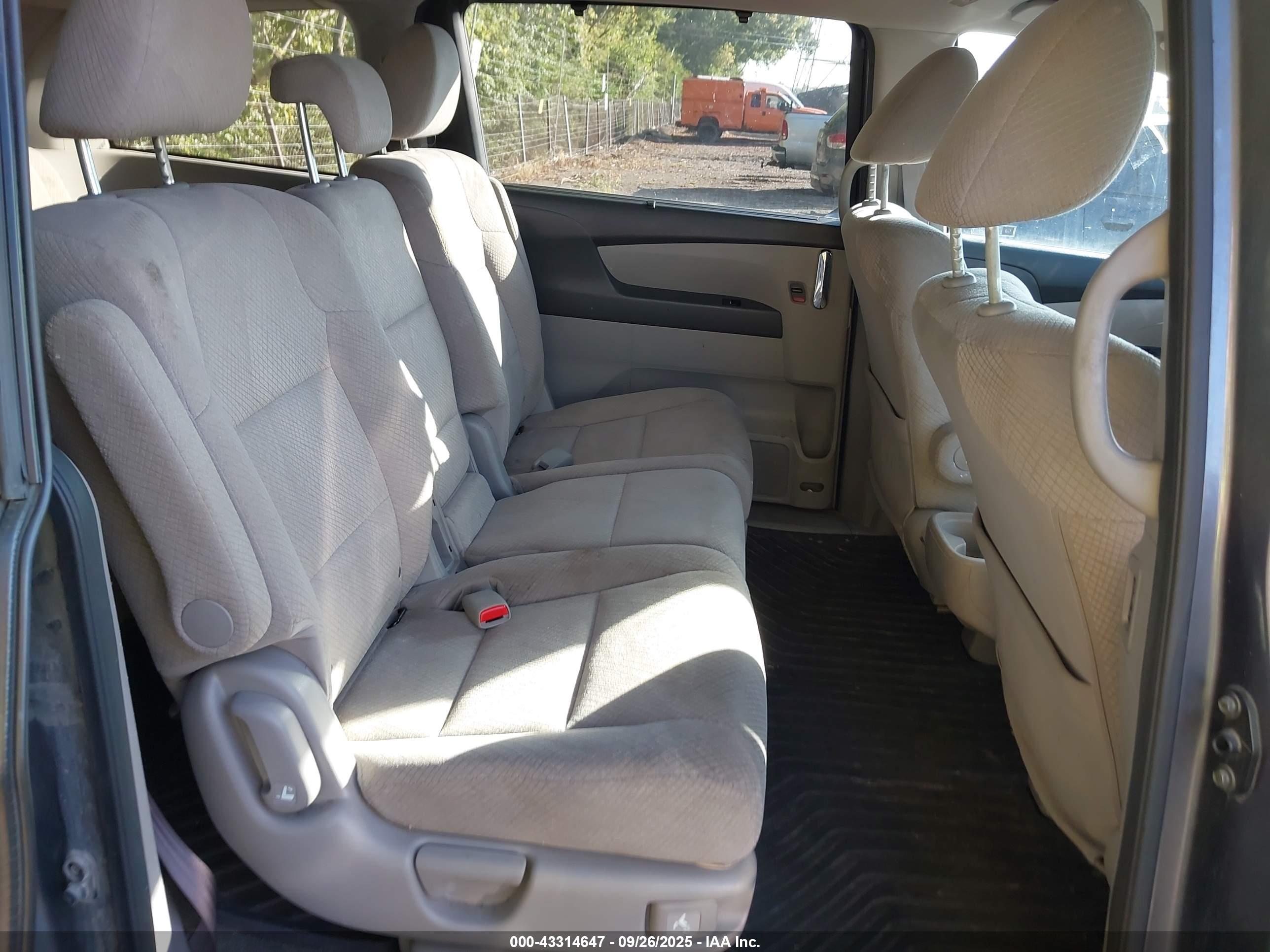 HONDA ODYSSEY image 8