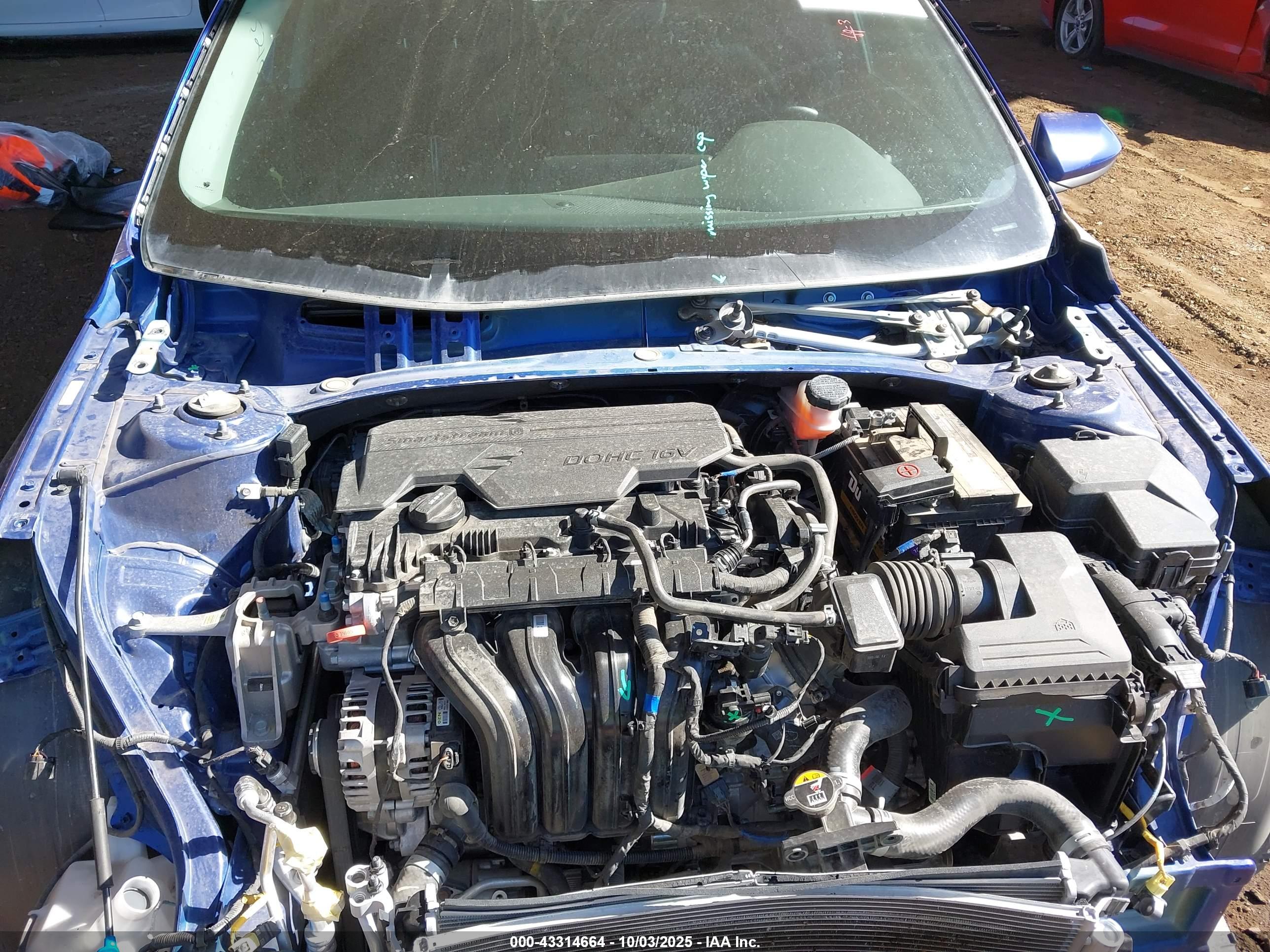 HYUNDAI ELANTRA image 10