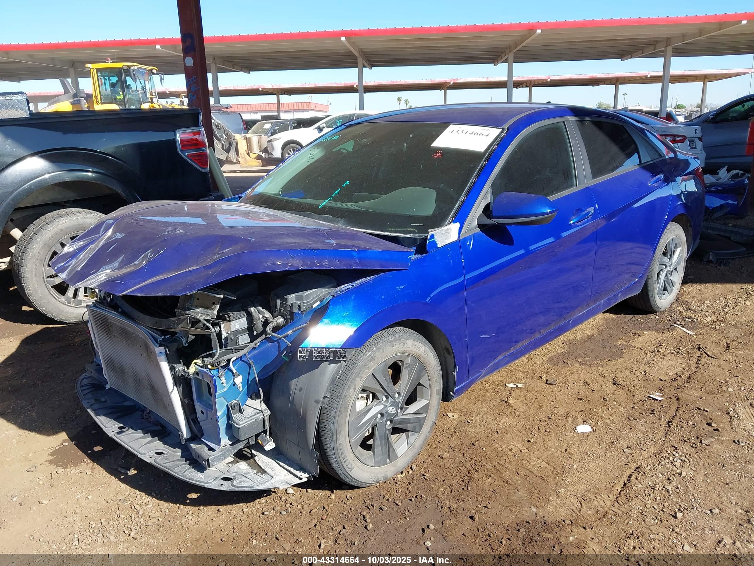 HYUNDAI ELANTRA image 2