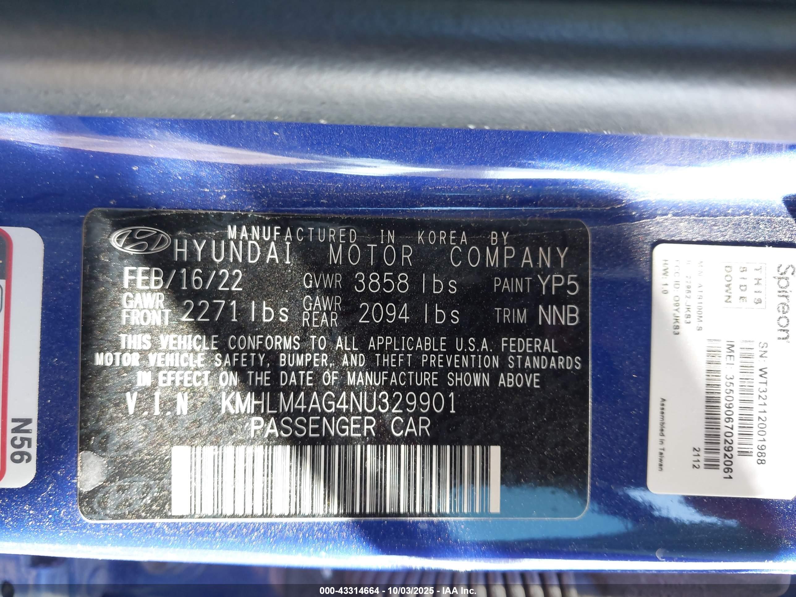 HYUNDAI ELANTRA image 9
