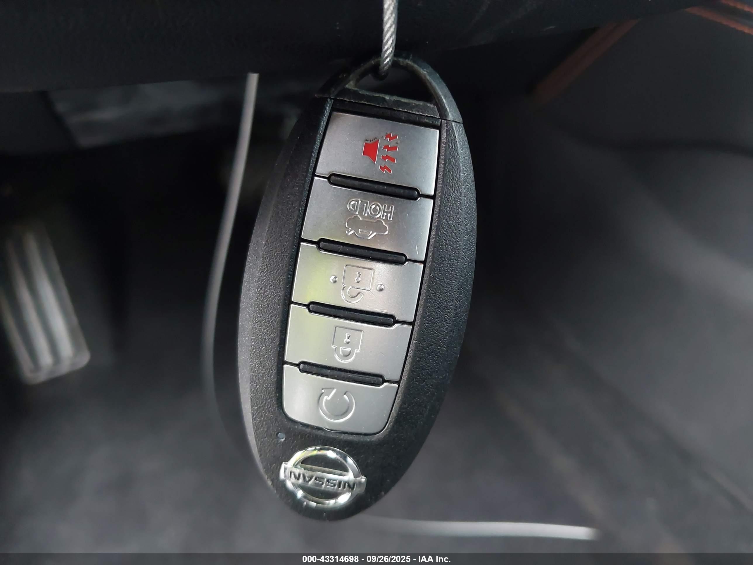 NISSAN ALTIMA image 11