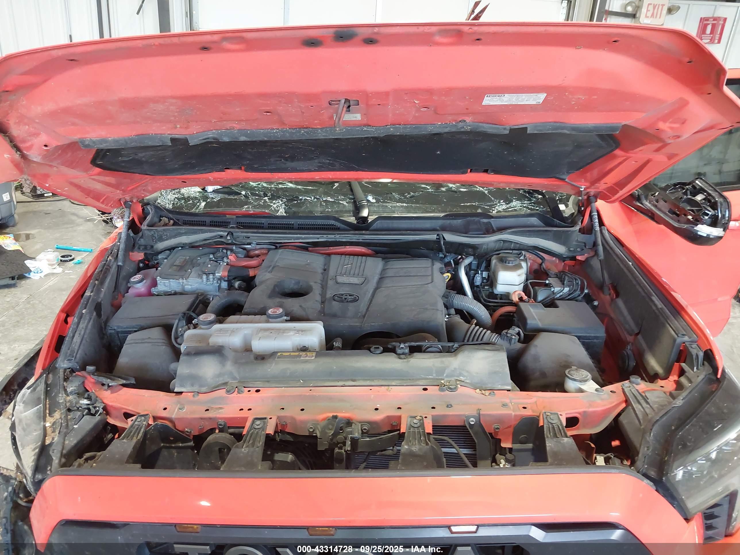 TOYOTA SEQUOIA image 10