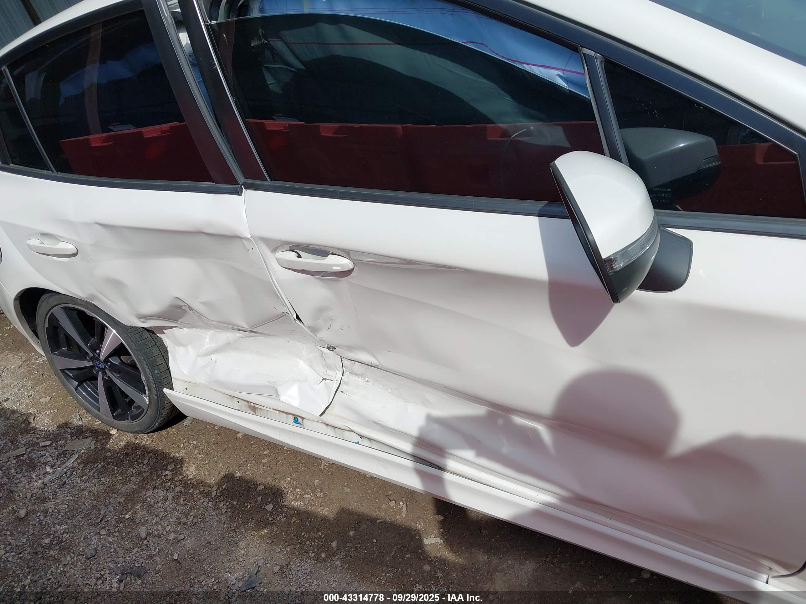 SUBARU IMPREZA image 6