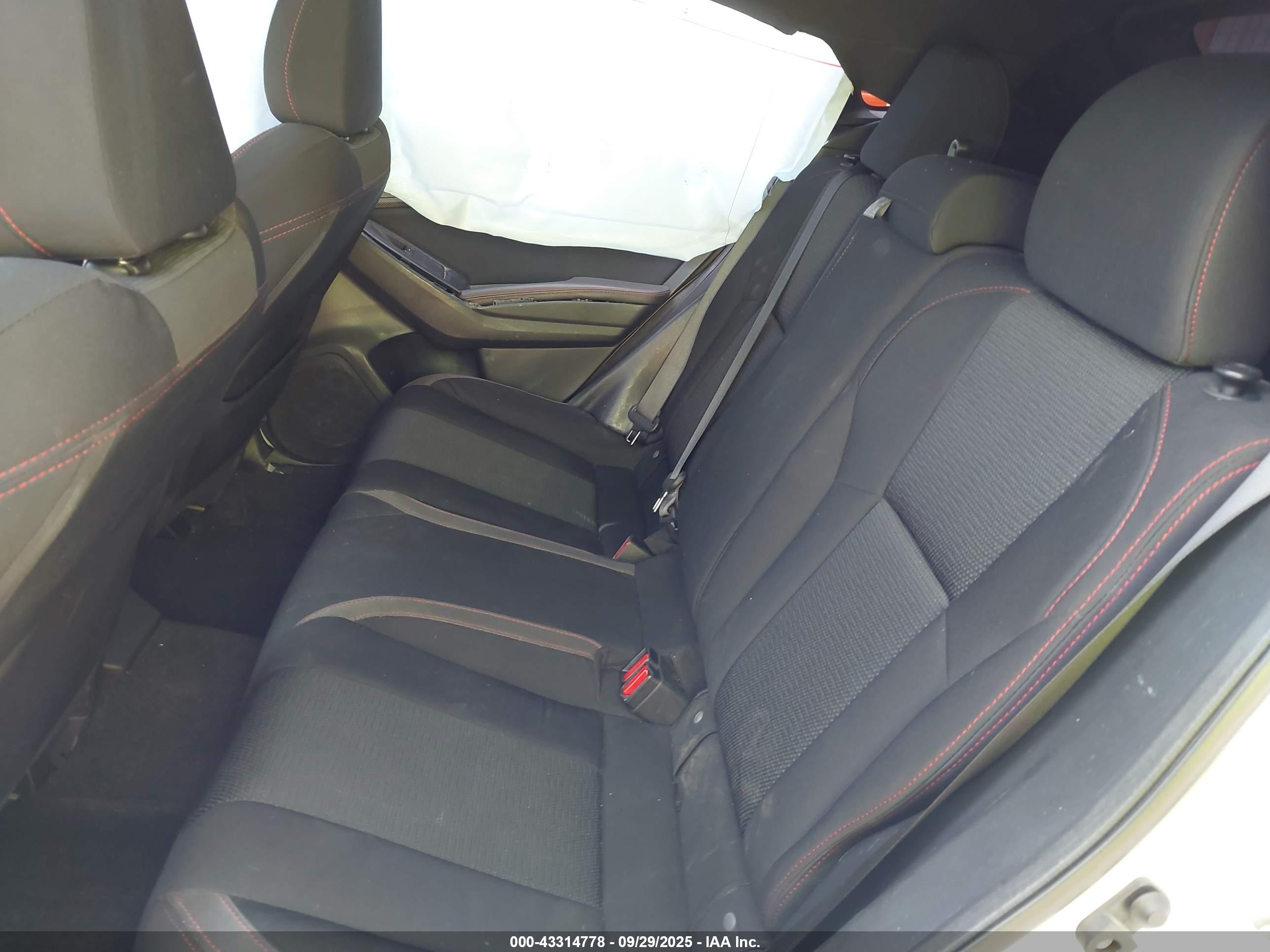 SUBARU IMPREZA image 8