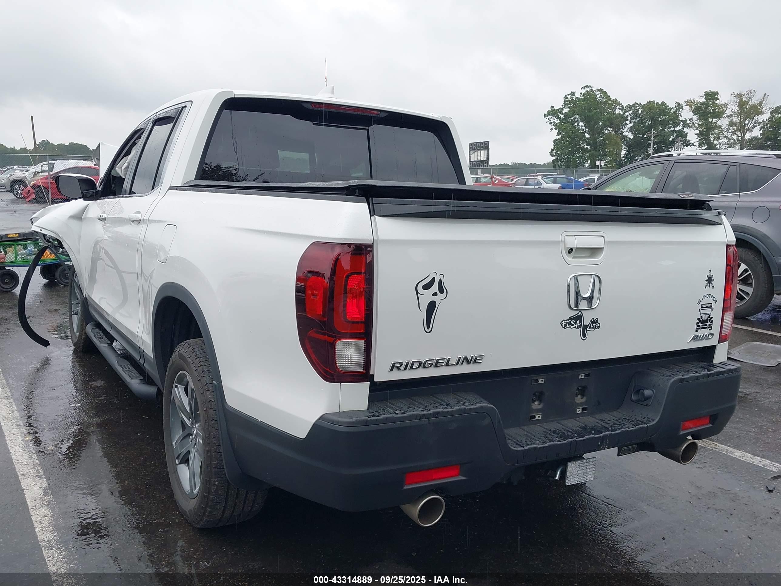 HONDA RIDGELINE image 3