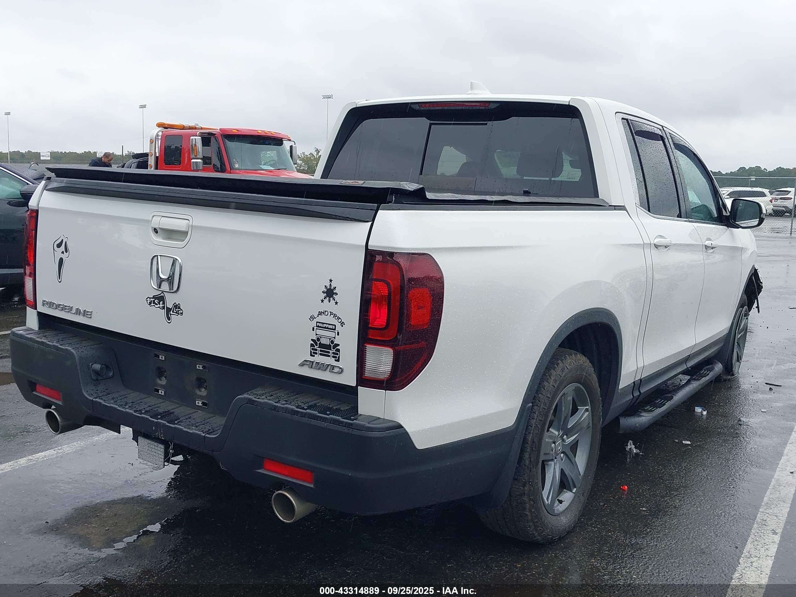 HONDA RIDGELINE image 4