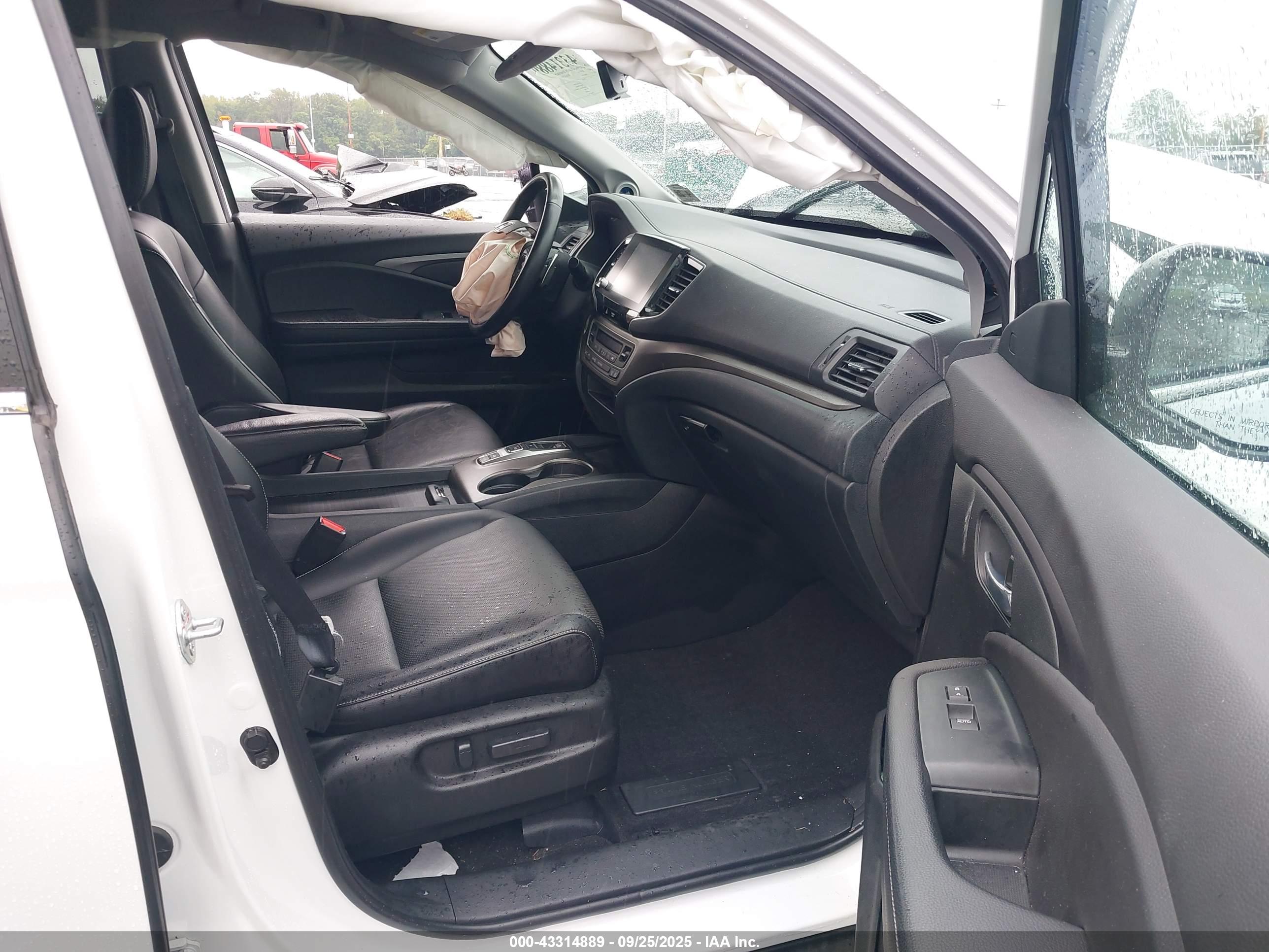 HONDA RIDGELINE image 5