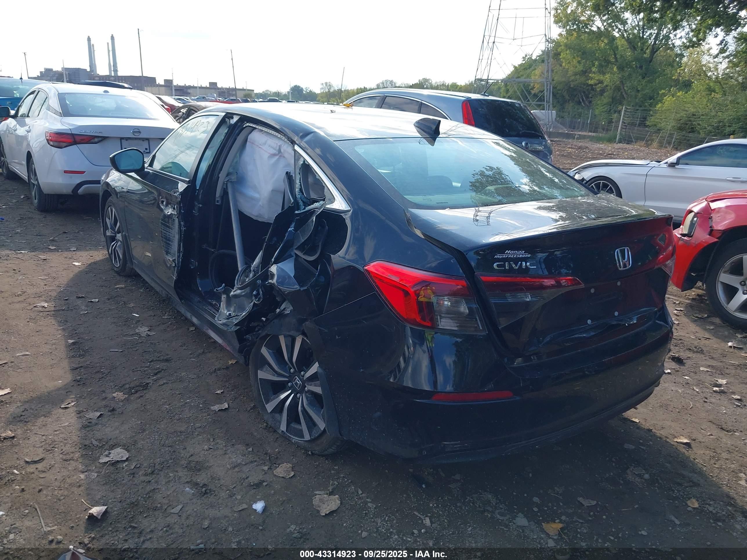 HONDA CIVIC image 3