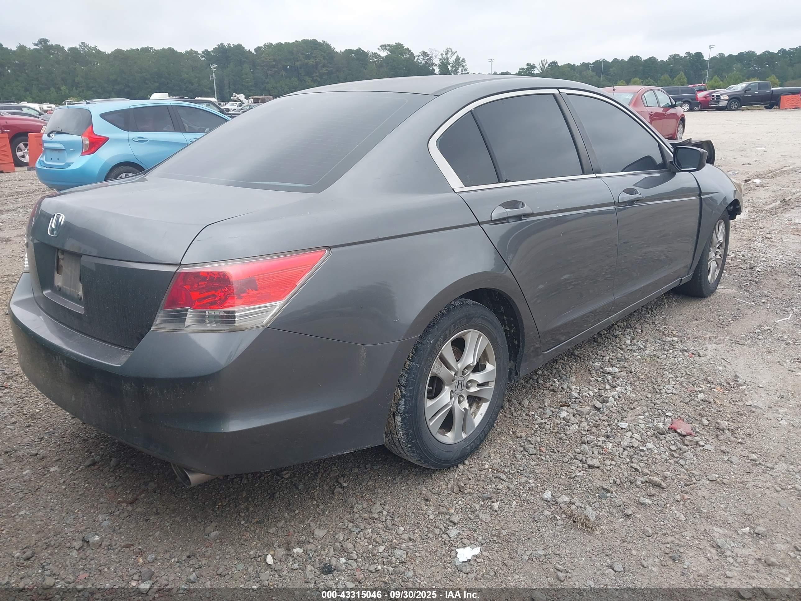 HONDA ACCORD image 4