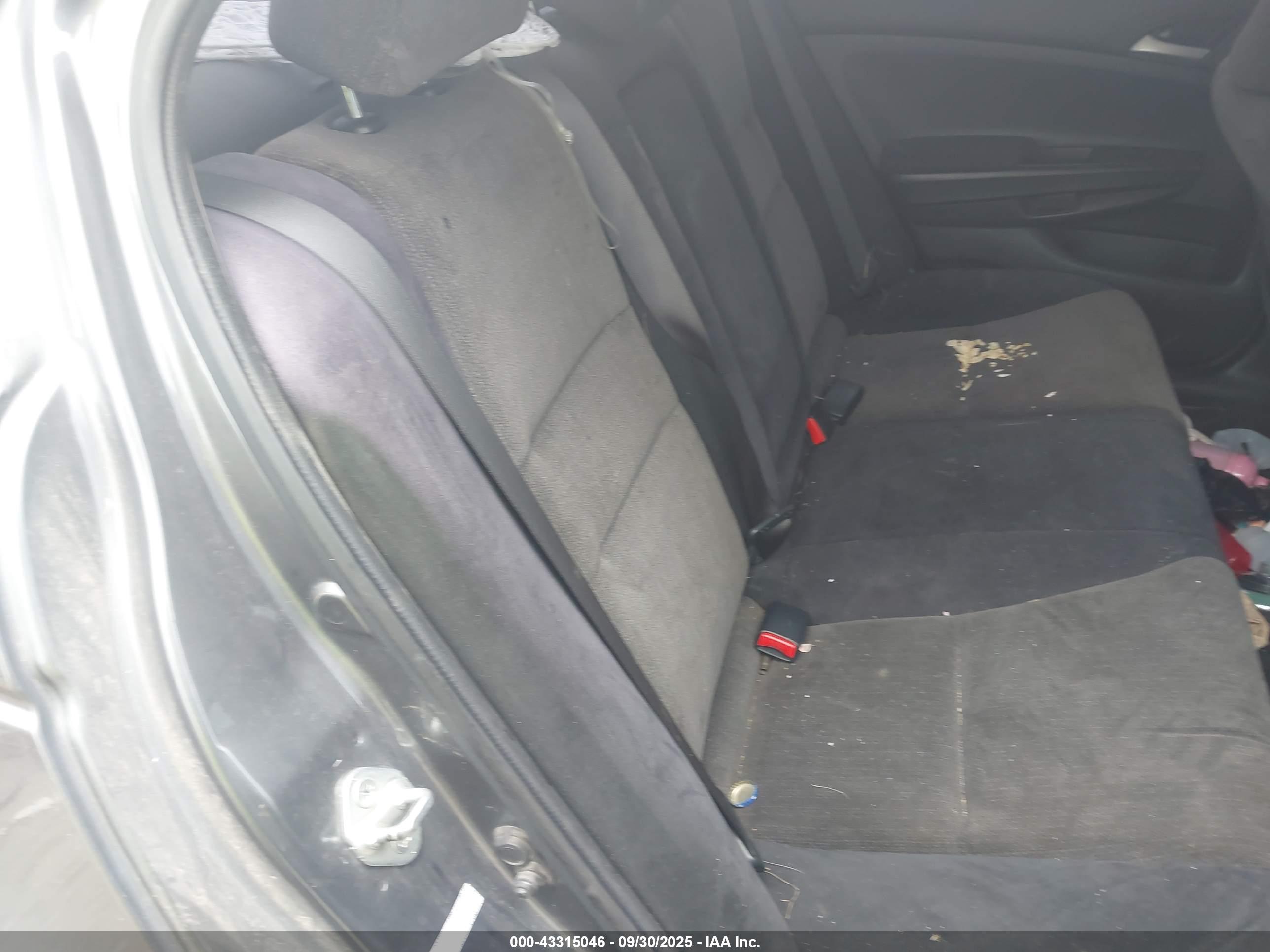 HONDA ACCORD image 8