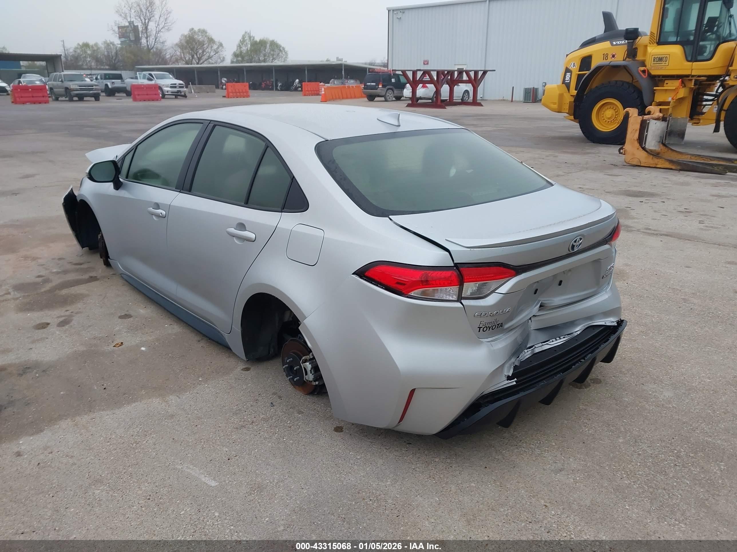 TOYOTA COROLLA image 3